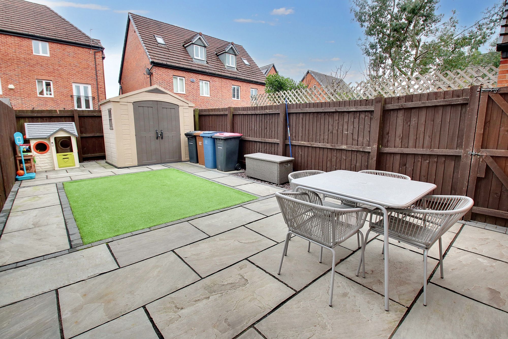 4 bed end of terrace house for sale in Lorna Way, Manchester  - Property Image 22