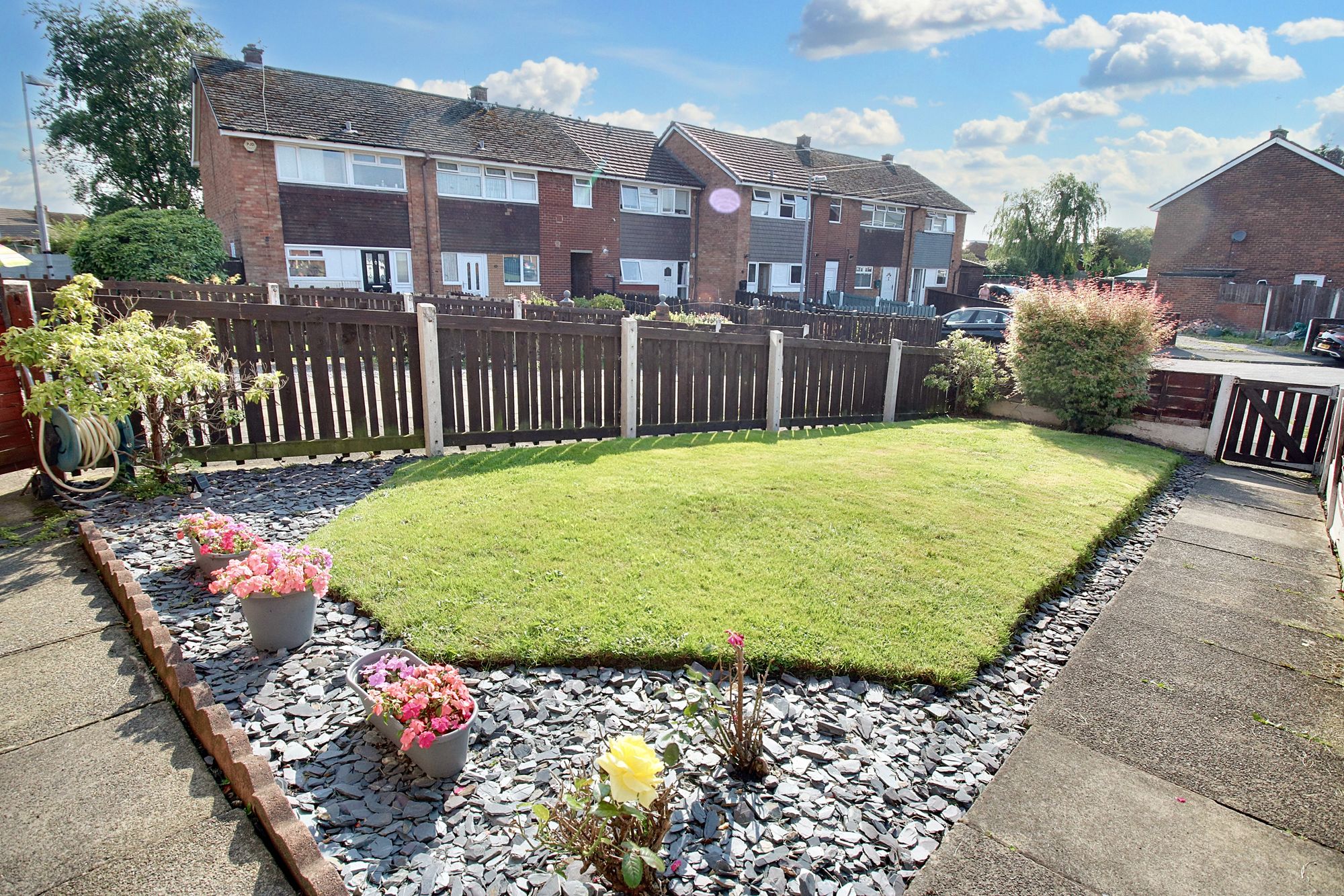 3 bed mid-terraced house for sale in Linnet Drive, Manchester  - Property Image 12