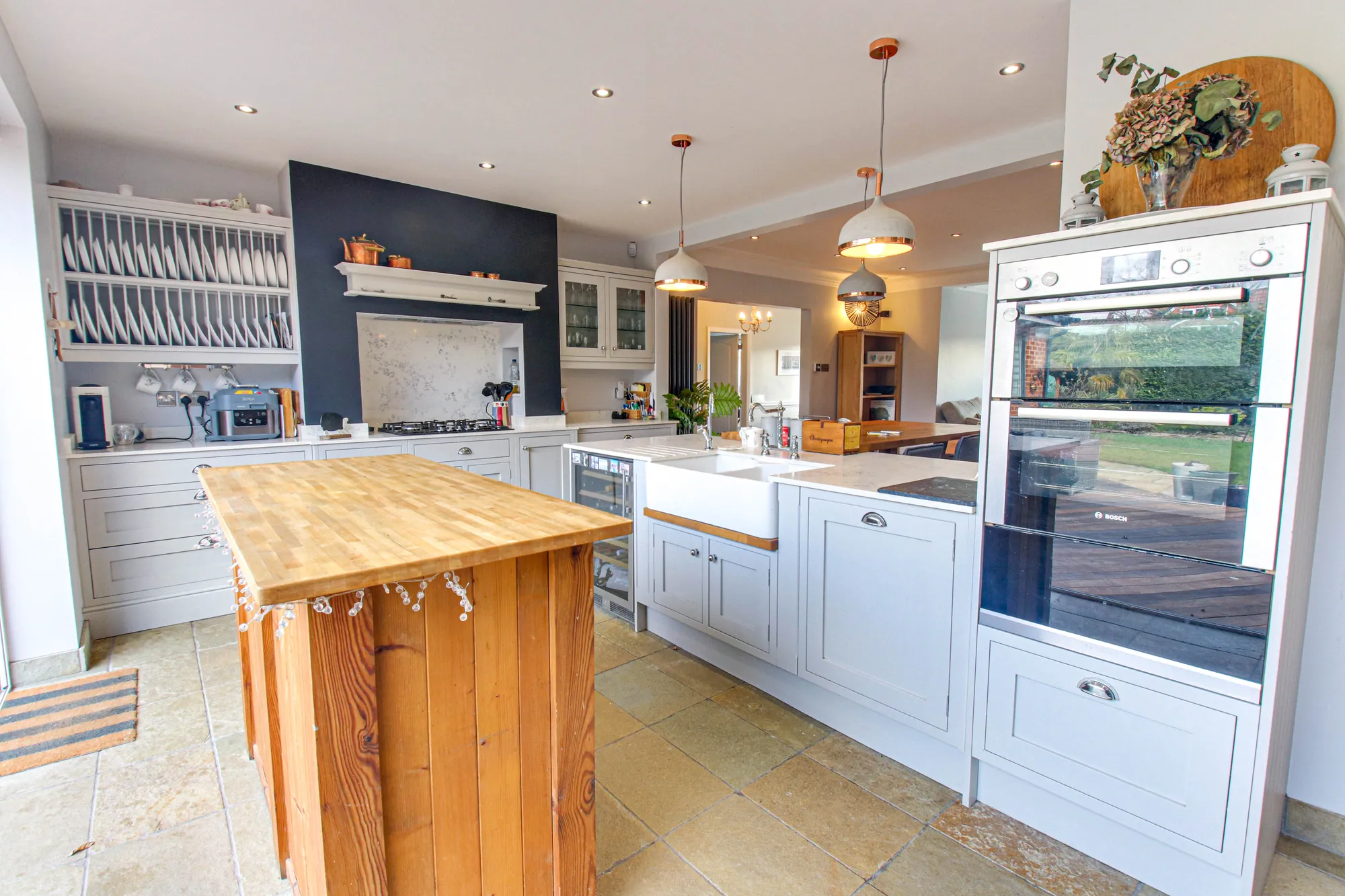 6 bed detached bungalow for sale in Ratcliffe Avenue, Manchester  - Property Image 19
