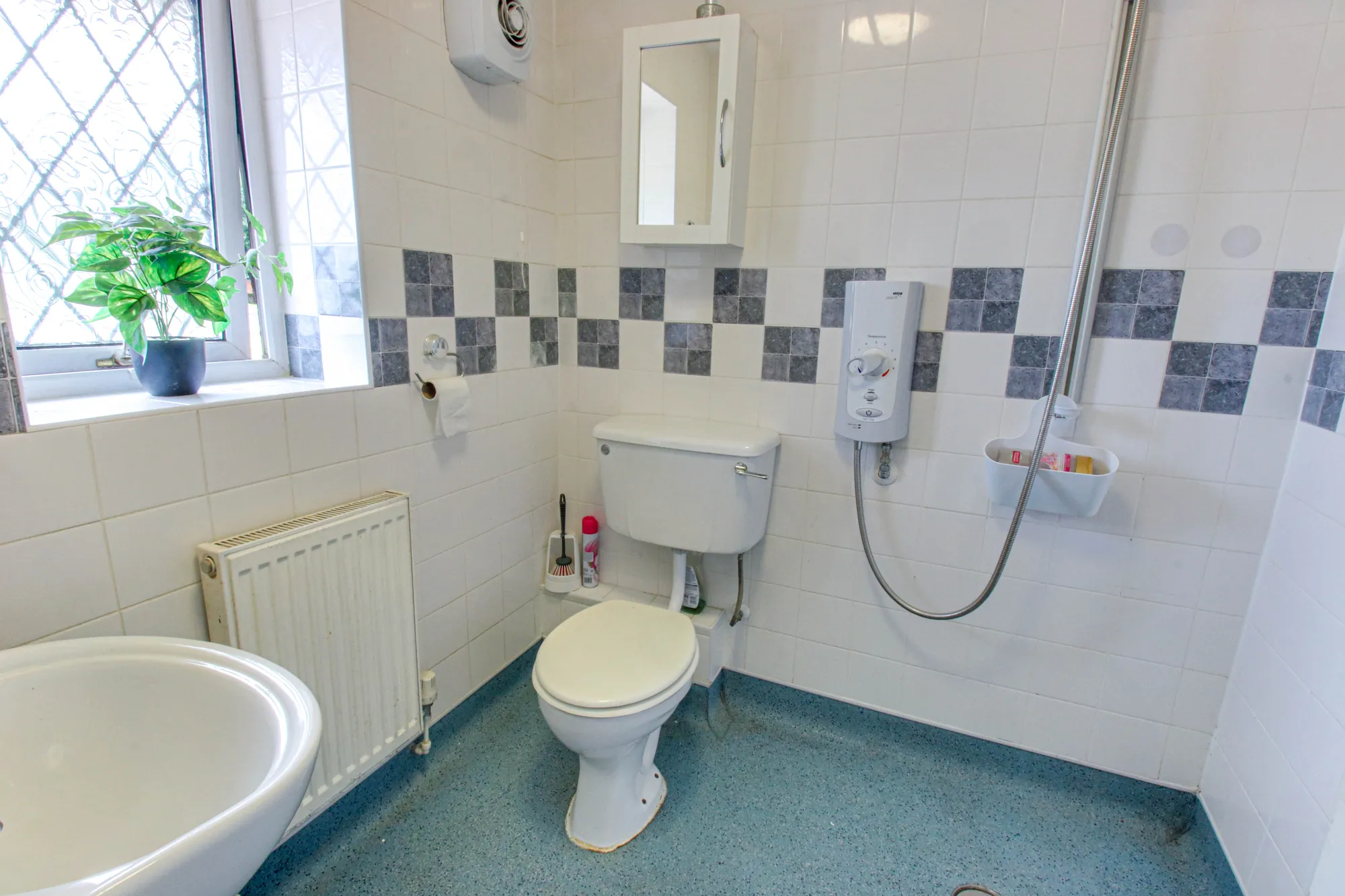 3 bed detached bungalow for sale in Broomehouse Avenue, Manchester  - Property Image 11