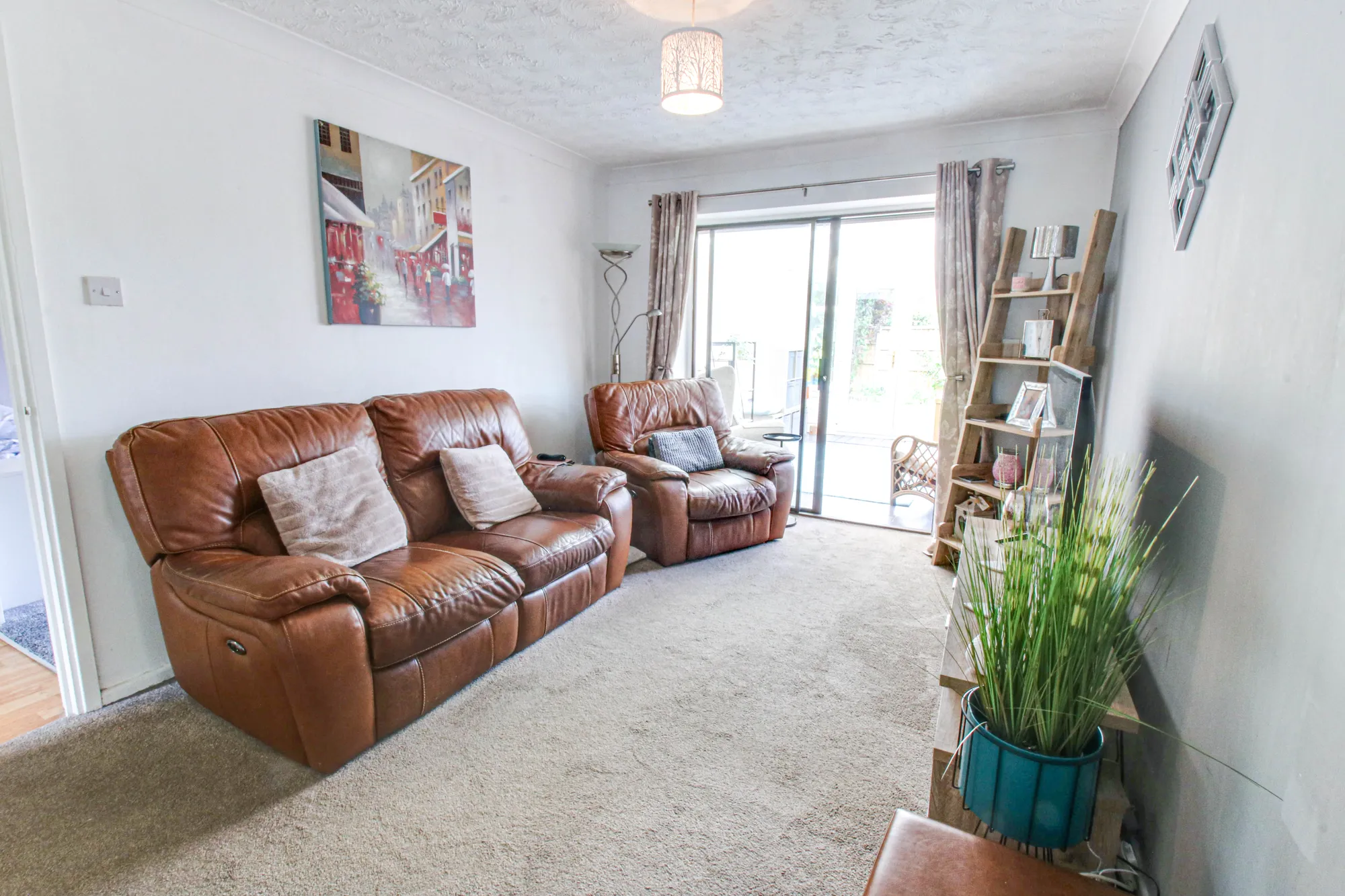 3 bed detached bungalow for sale in Broomehouse Avenue, Manchester  - Property Image 2