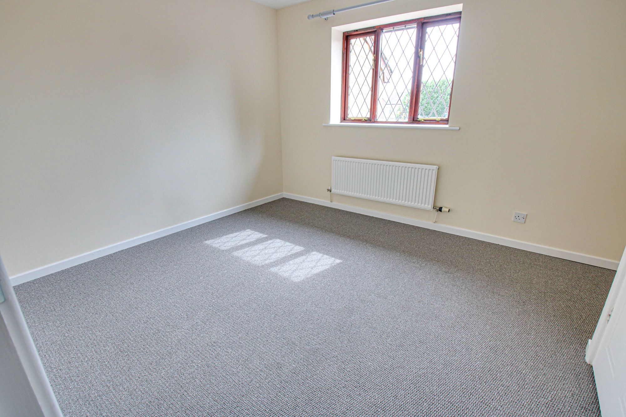 2 bed terraced house to rent in Magenta Avenue, Irlam, M44 6