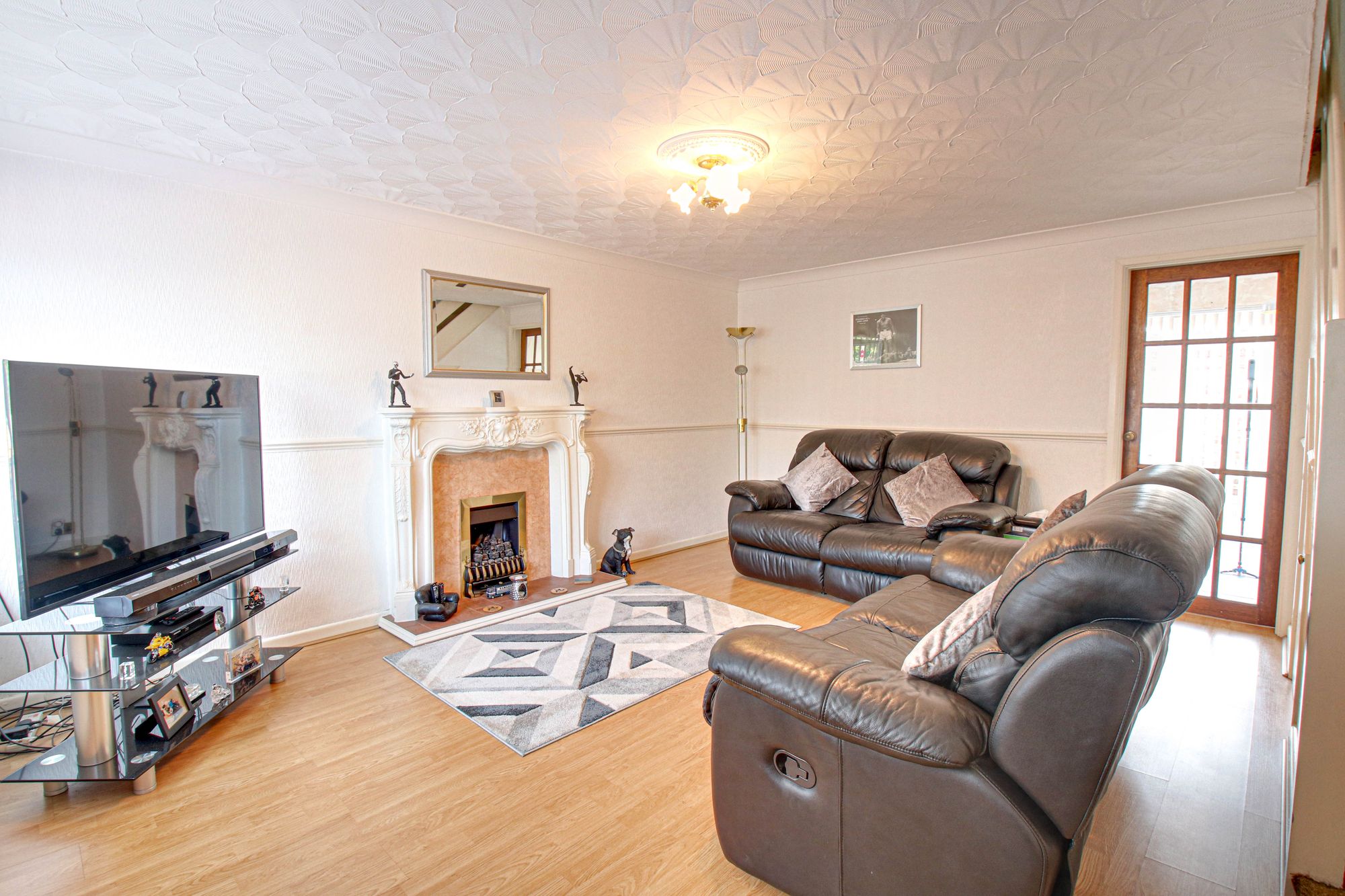 3 bed mid-terraced house for sale in Halstead Drive, Irlam, M44  - Property Image 3