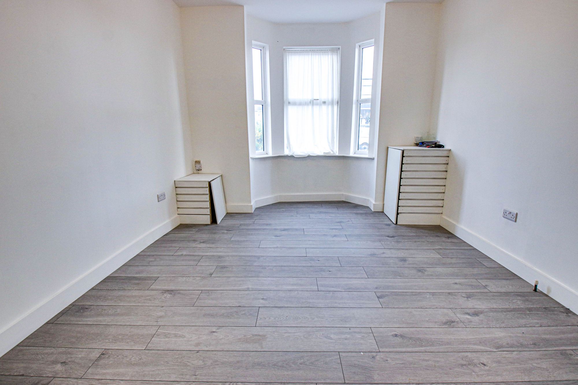 3 bed terraced house for sale in Liverpool Road, Manchester  - Property Image 2