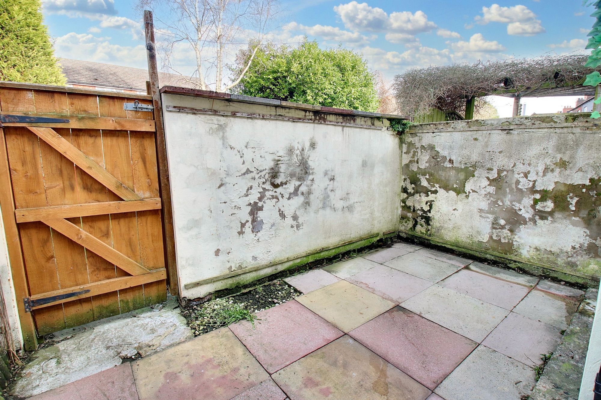 2 bed terraced house for sale in Dean Road, Manchester  - Property Image 17