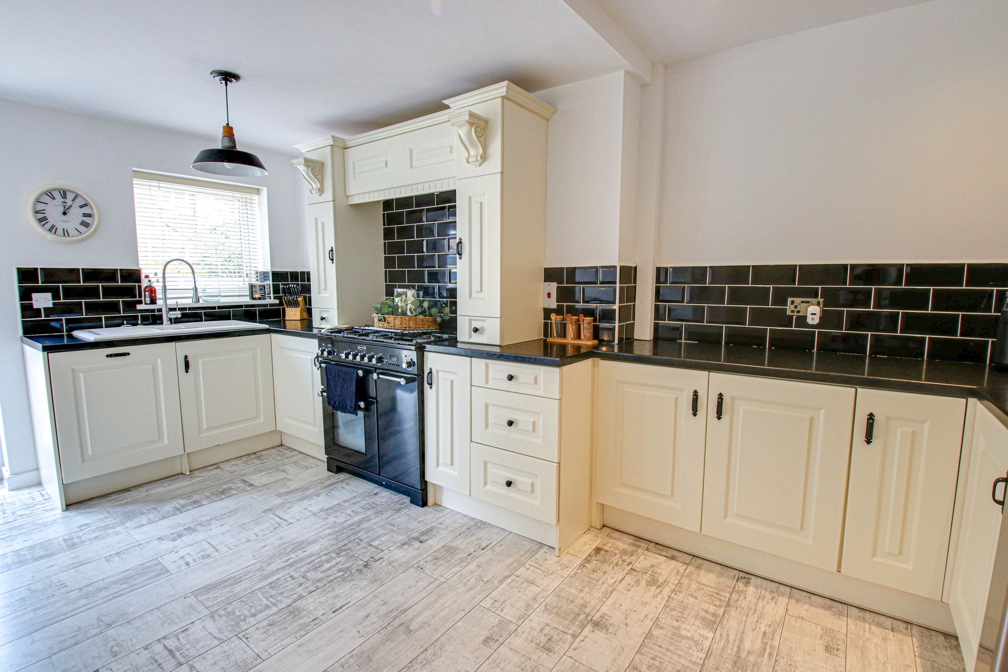 3 bed semi-detached house for sale in Lime Close, Rixton, WA3  - Property Image 9