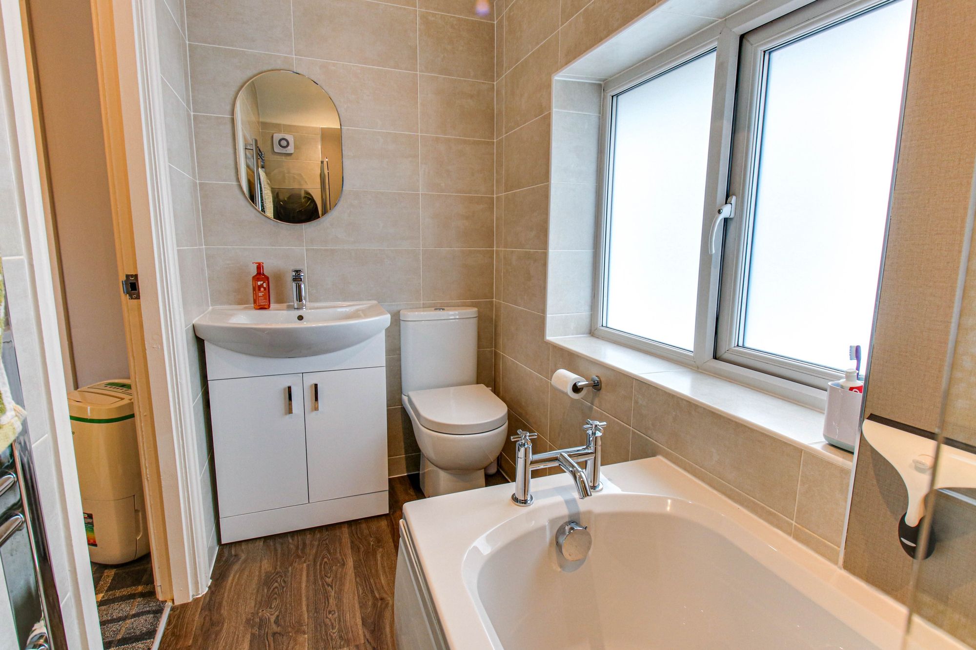 3 bed house for sale in Graham Crescent, Manchester  - Property Image 16