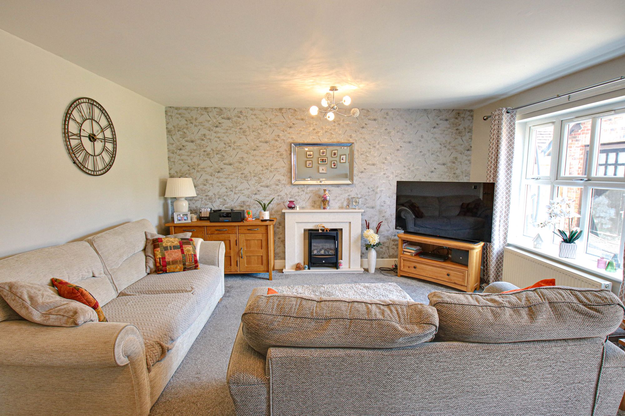 5 bed semi-detached house for sale in Manchester Road, Warrington  - Property Image 3