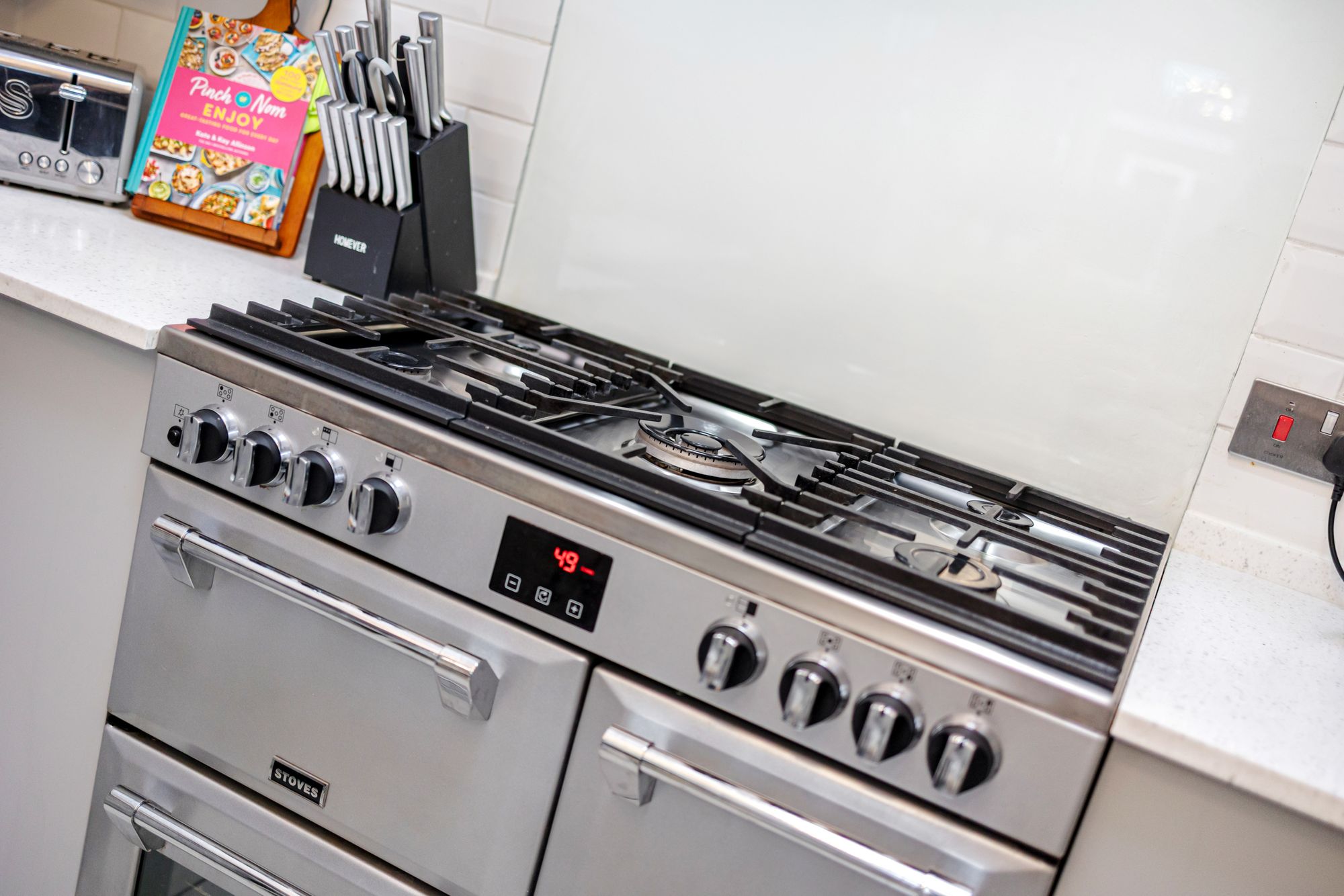 3 bed semi-detached house for sale in Severn Road, Culcheth, WA3  - Property Image 9