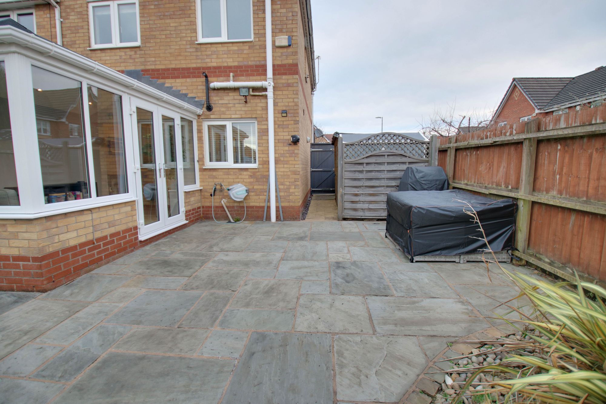 3 bed end of terrace house for sale in Stickens Lock Lane, Manchester  - Property Image 22