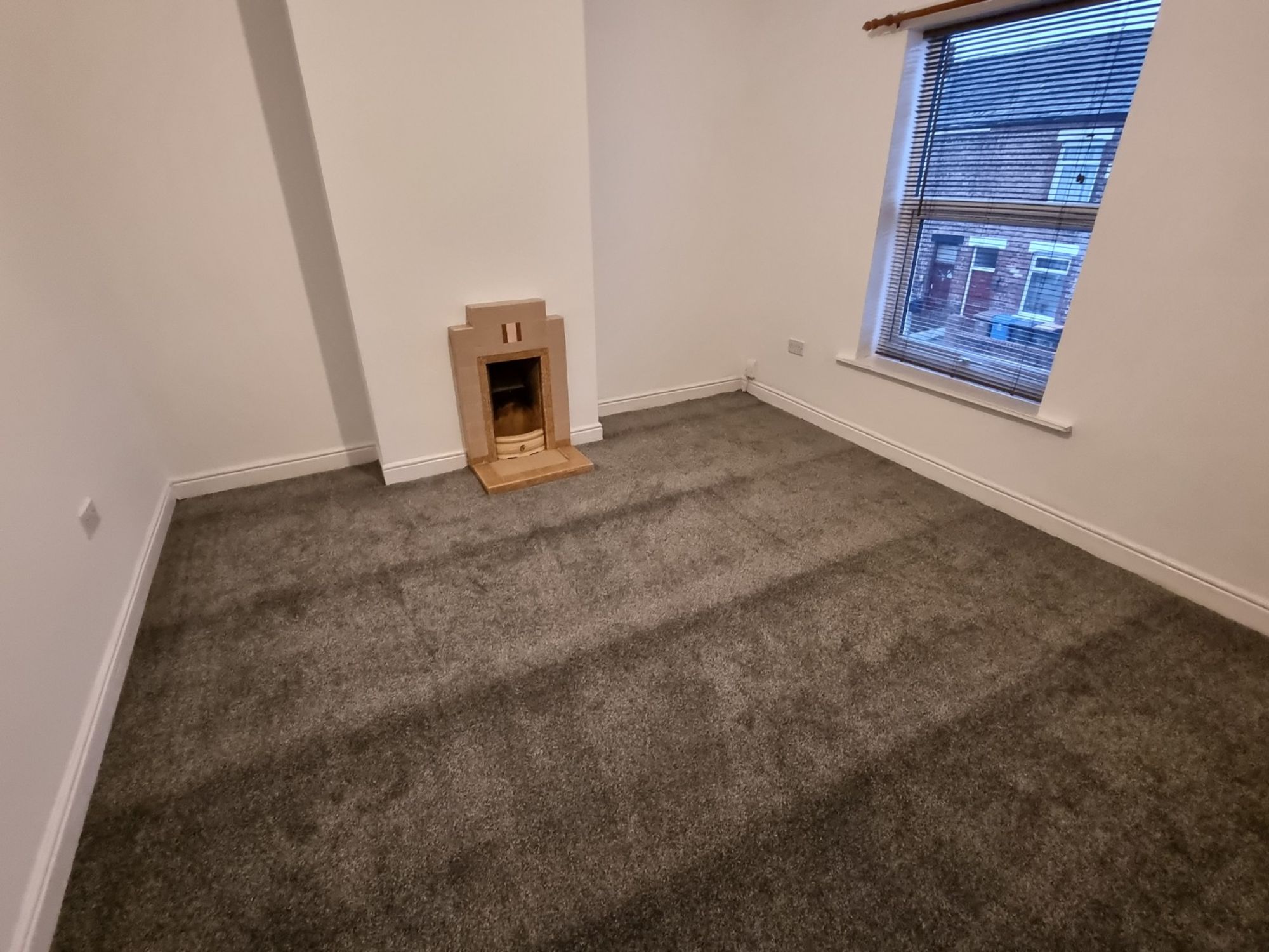 2 bed terraced house to rent in Dean Road, Cadishead, M44 5