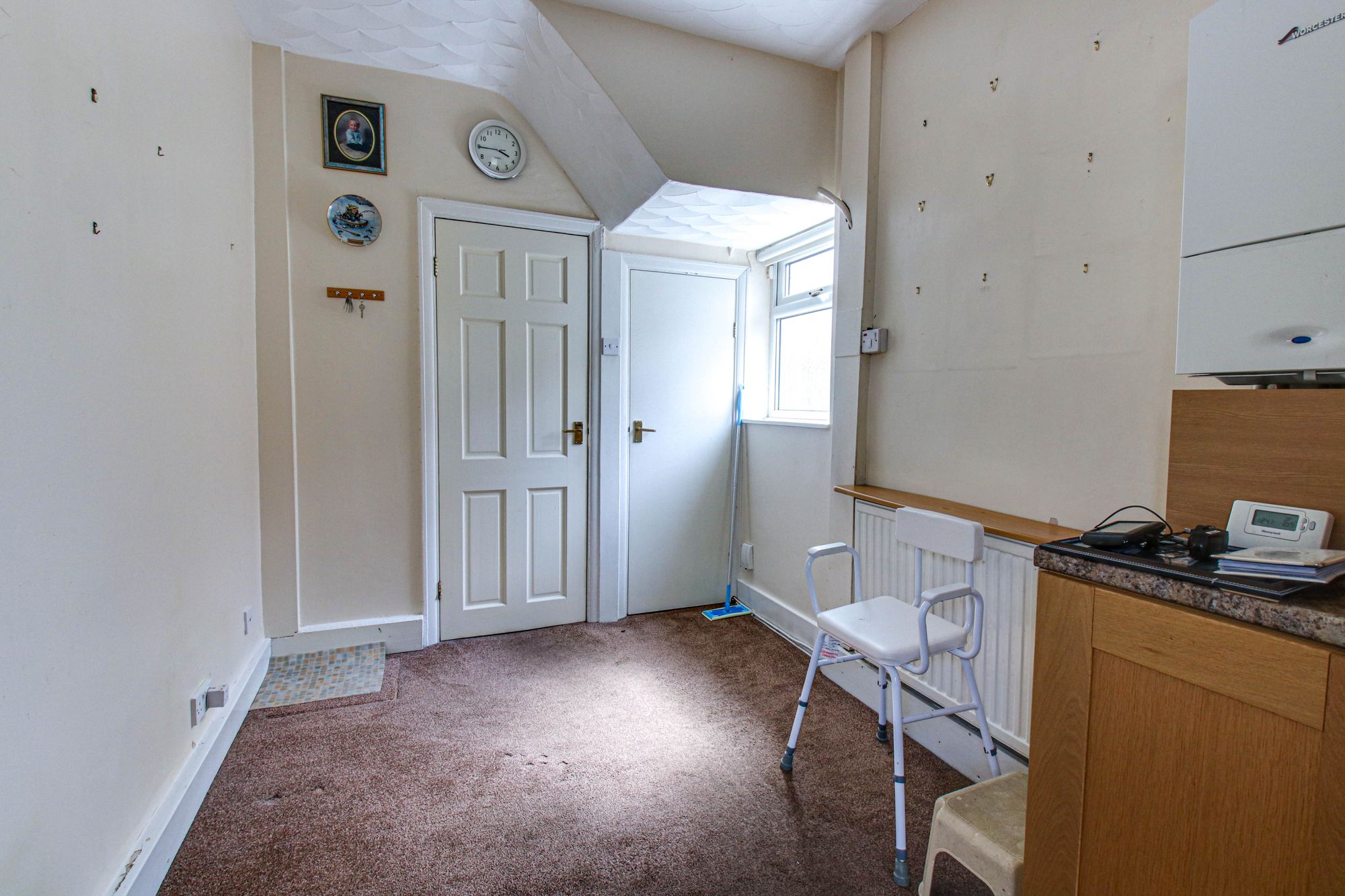 3 bed house for sale in Leyland Avenue, Manchester  - Property Image 5