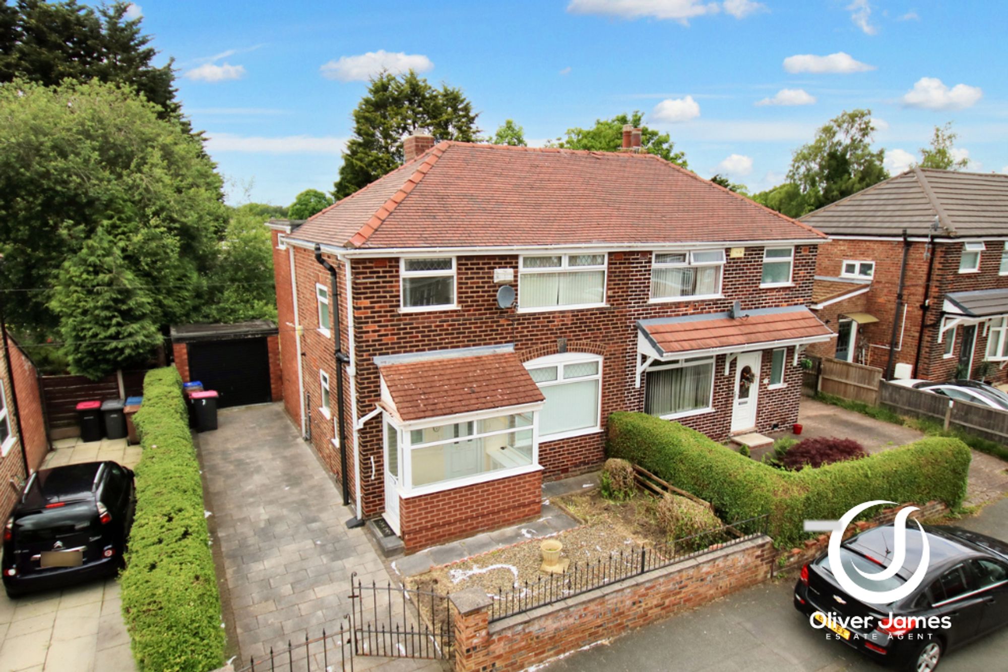 3 bed house for sale in Leyland Avenue, Manchester  - Property Image 1