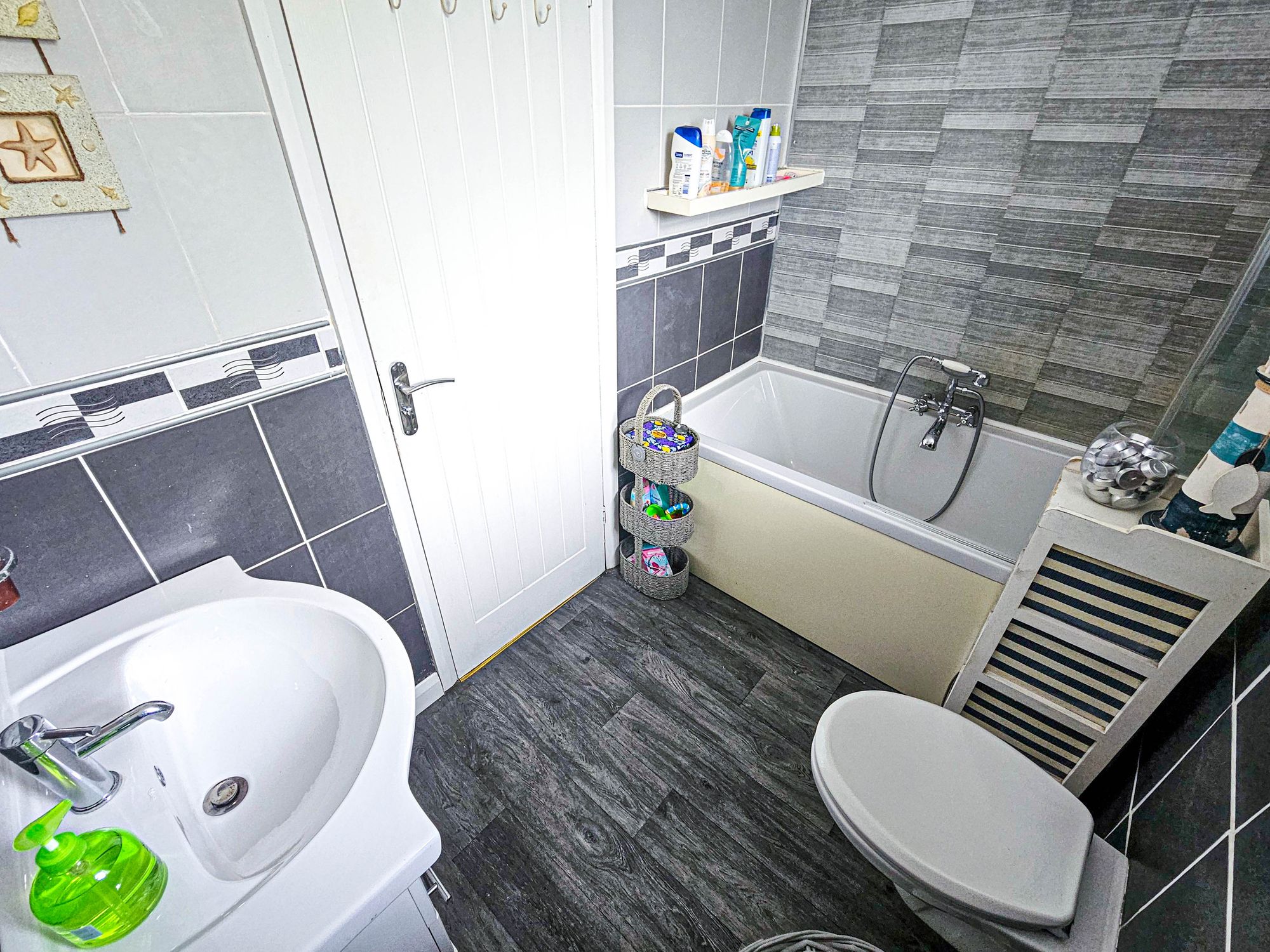 3 bed house for sale in Durham Grove, Manchester  - Property Image 10