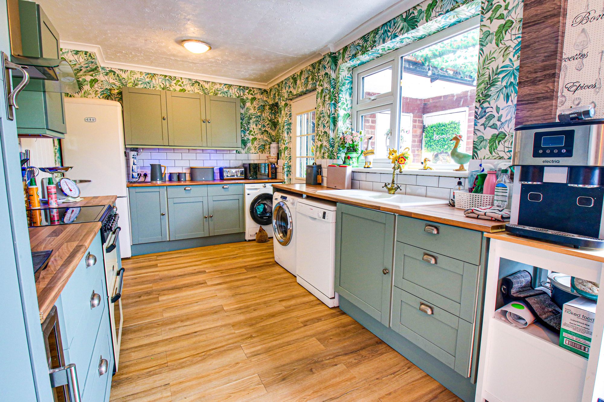 3 bed house for sale in Durham Grove, Manchester  - Property Image 3