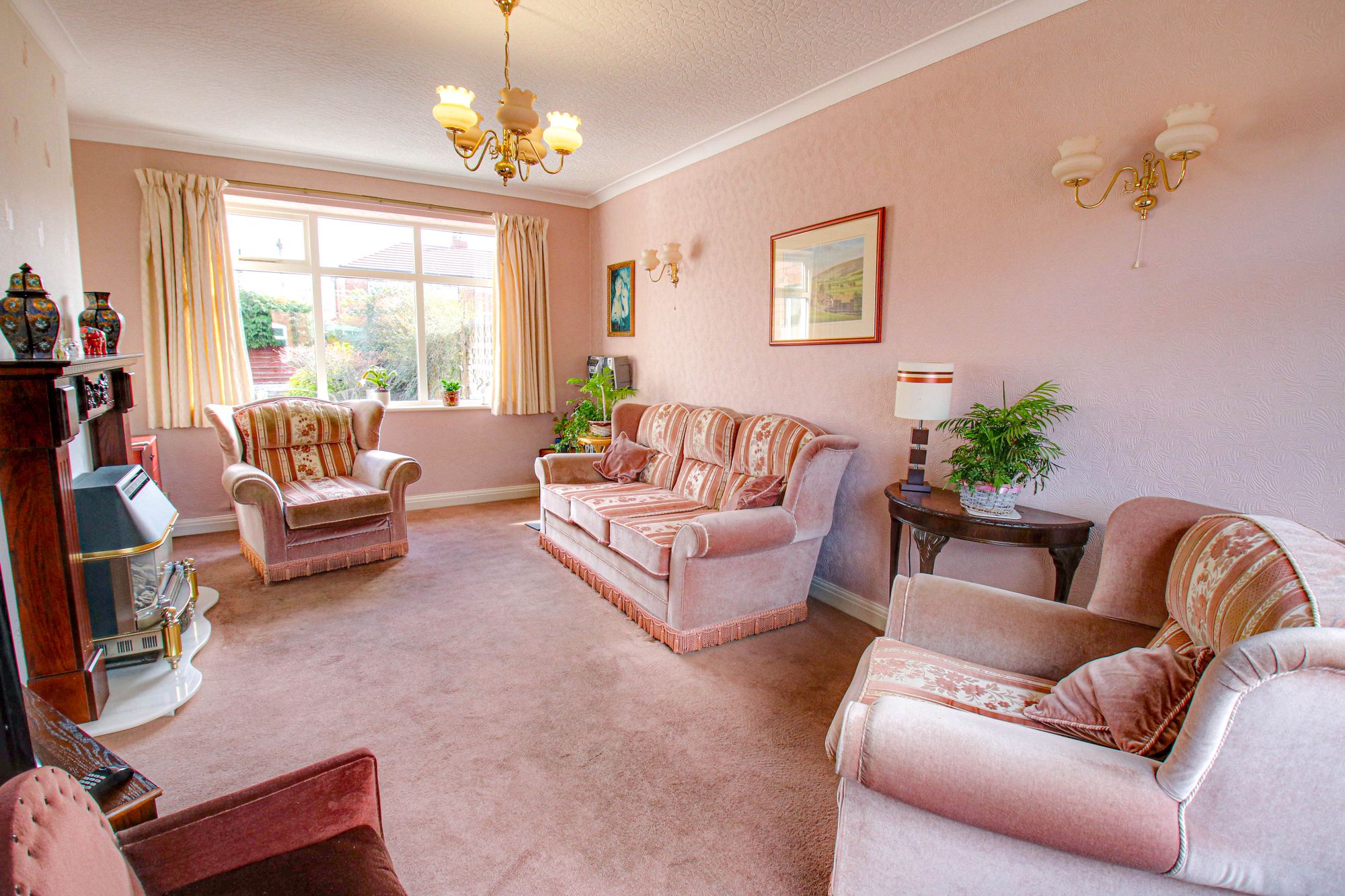 3 bed semi-detached house for sale in Elsinore Avenue, Manchester  - Property Image 2