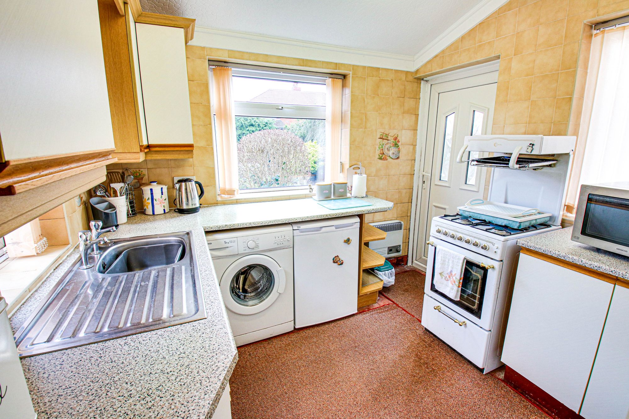 3 bed semi-detached house for sale in Elsinore Avenue, Manchester  - Property Image 6