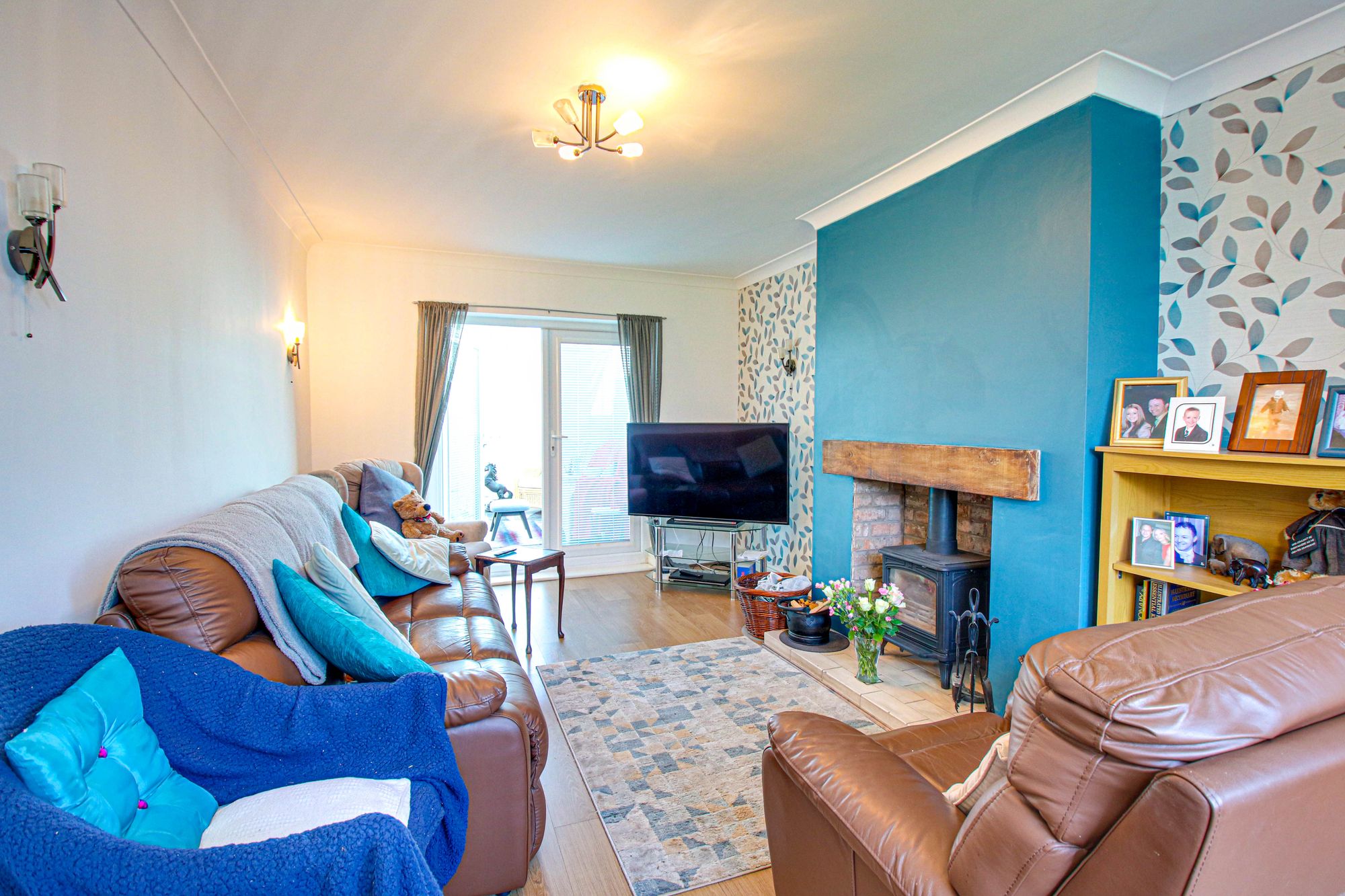 3 bed semi-detached house for sale in Warburton Lane, Partington, M31 1