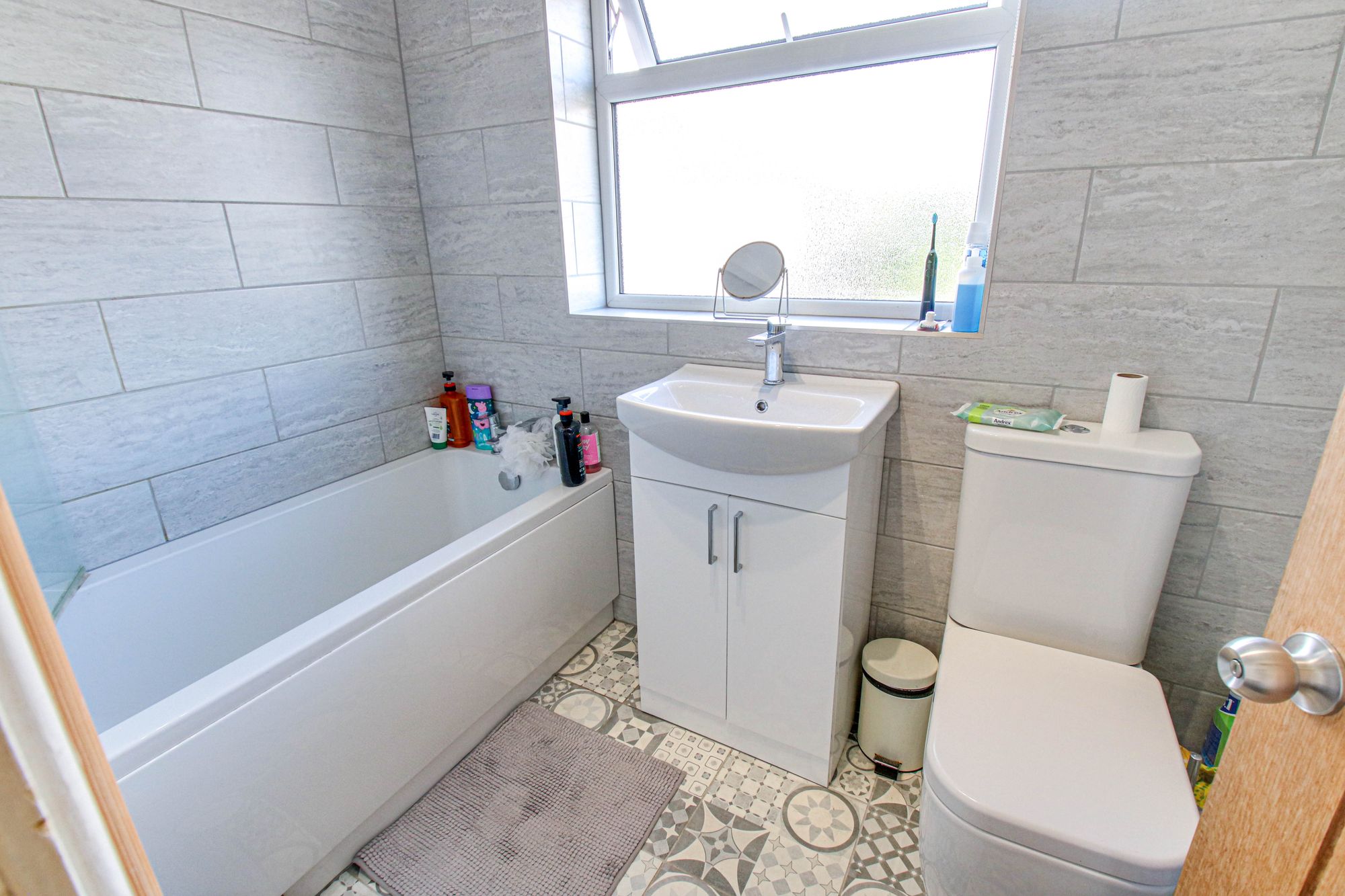 3 bed semi-detached house for sale in Lyndhurst Avenue, Manchester  - Property Image 9