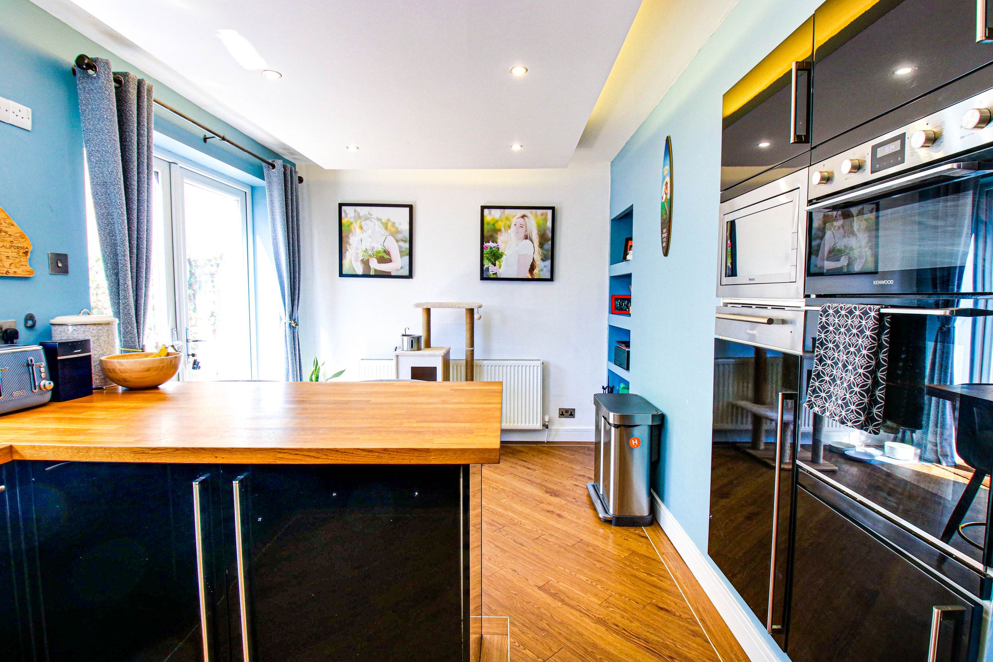 3 bed semi-detached house for sale in Greenside Drive, Manchester  - Property Image 7