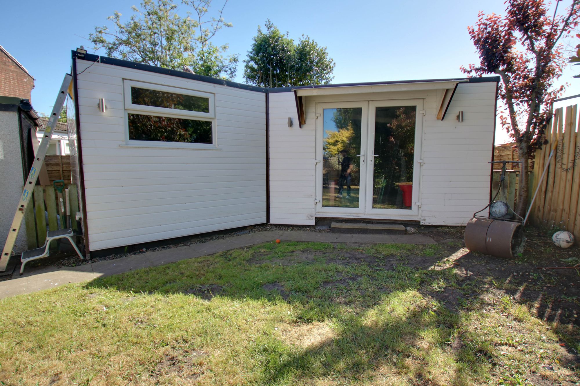 3 bed semi-detached house for sale in Greenside Drive, Manchester  - Property Image 22