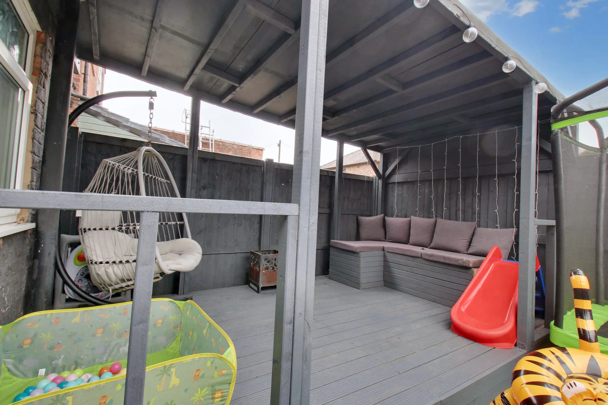 3 bed terraced house for sale in Liverpool Road, Manchester  - Property Image 12