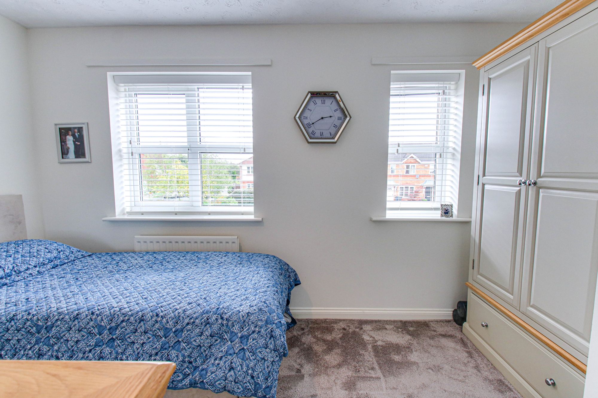 2 bed mid-terraced house for sale in Pipers Court, Manchester  - Property Image 9