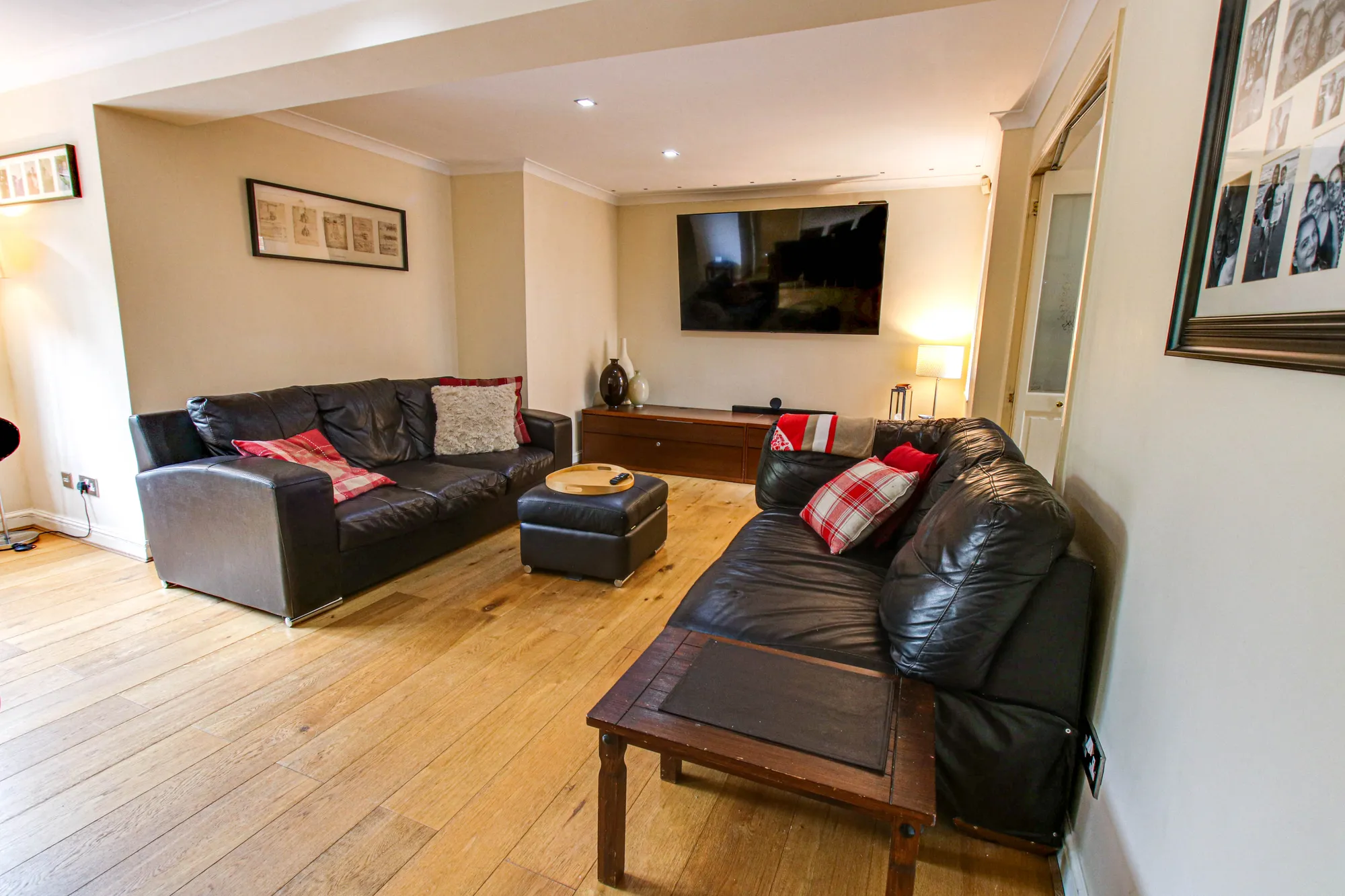 4 bed detached house for sale in Pasturegreen Way, Manchester  - Property Image 3