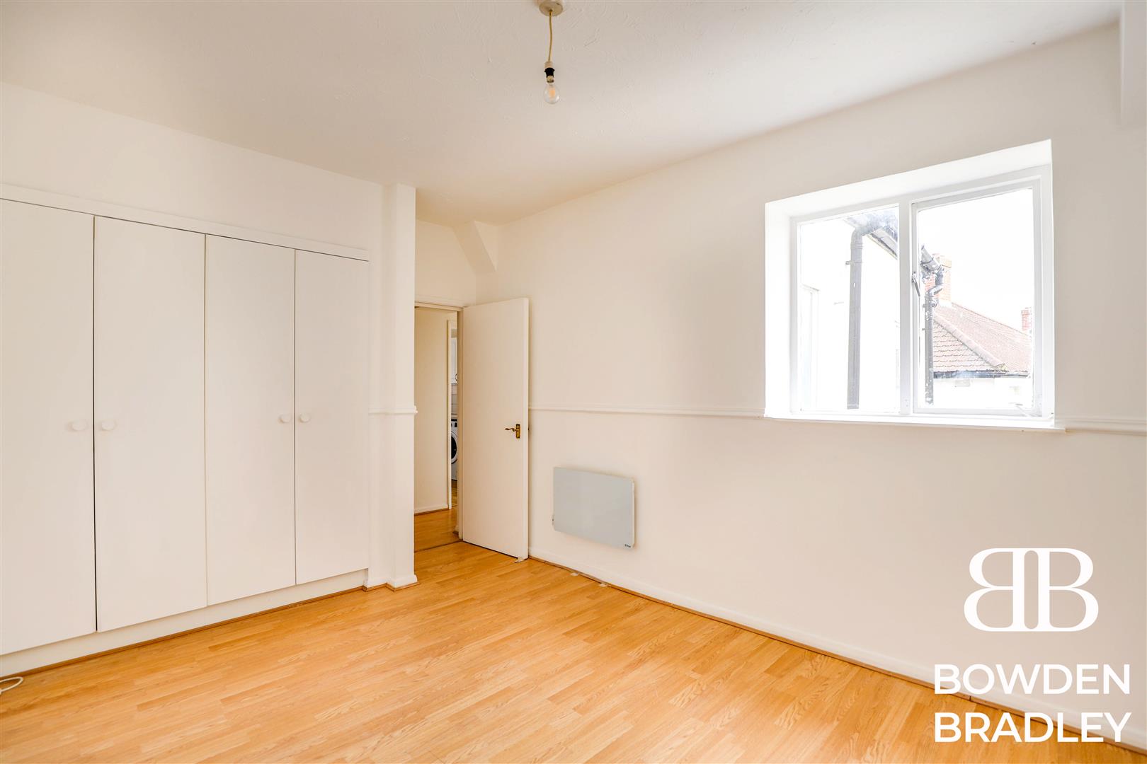 2 bed flat for sale in St. Marks Road, Enfield  - Property Image 5