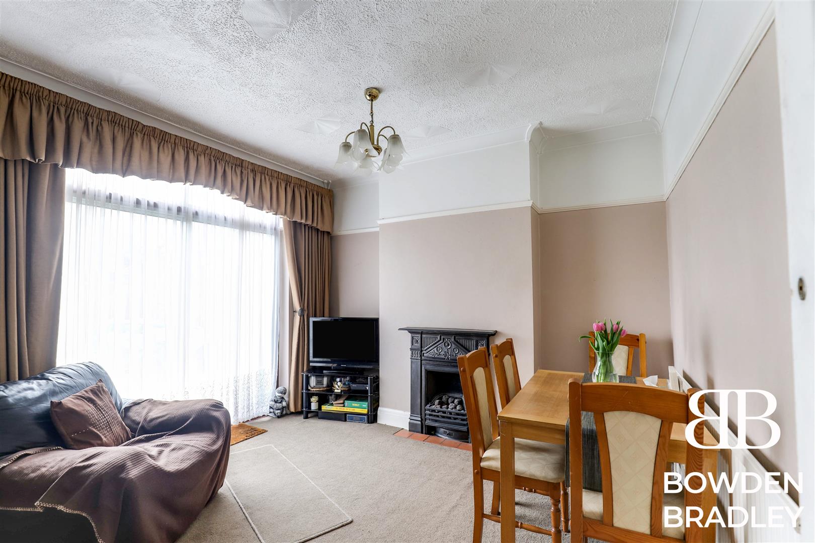 3 bed terraced house for sale in Fremantle Road, Barkingside  - Property Image 7