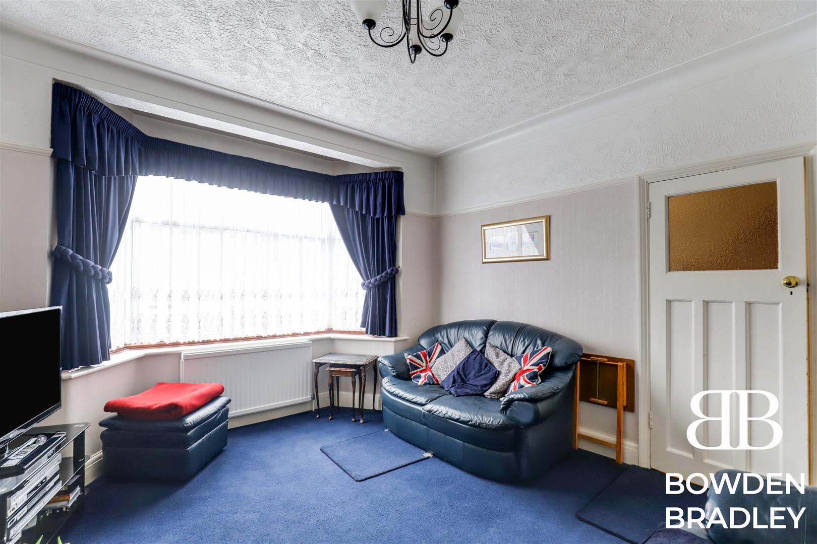 3 bed terraced house for sale in Fremantle Road, Barkingside  - Property Image 8