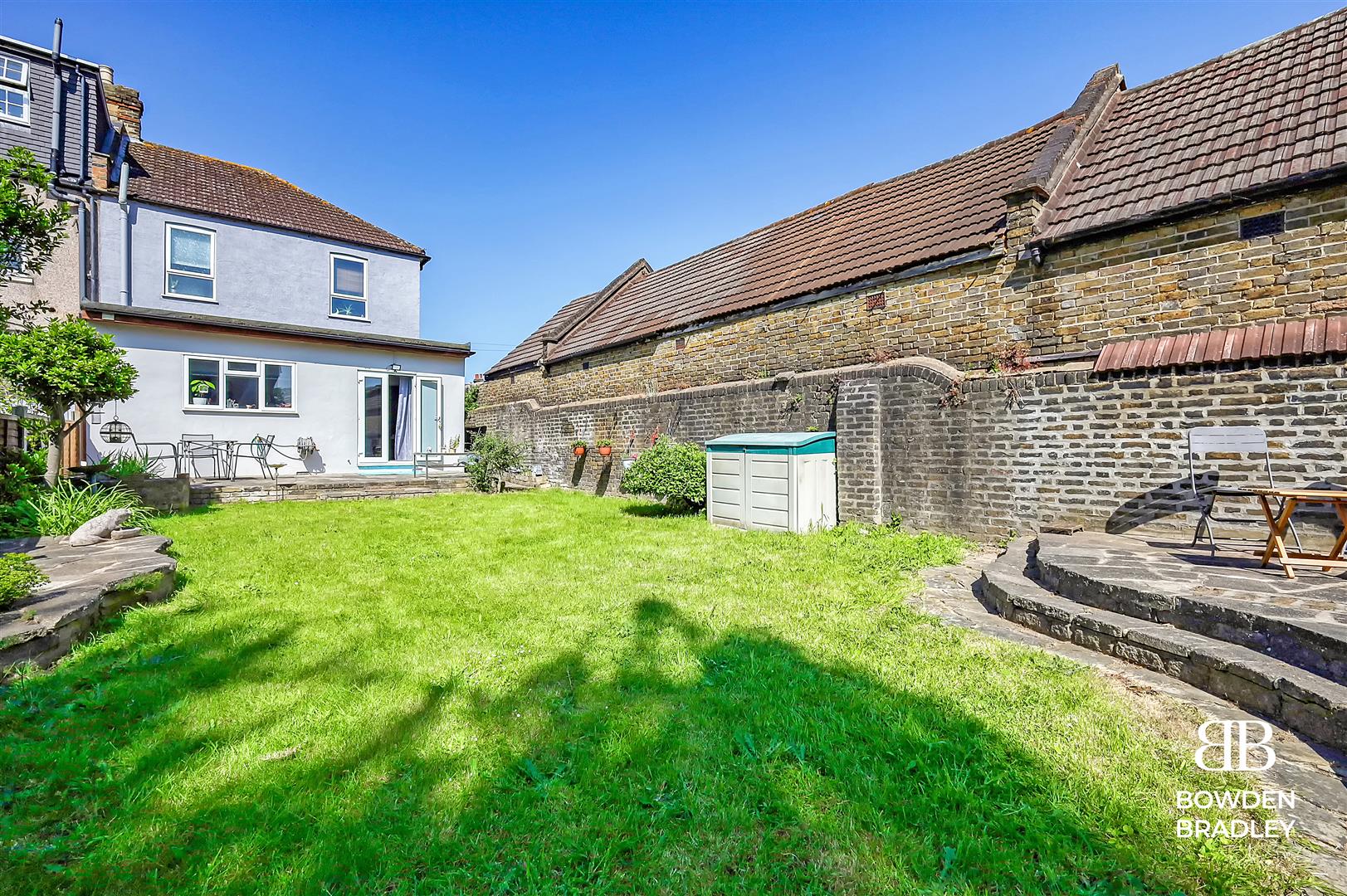 3 bed end of terrace house for sale in Hazeldene Road, Goodmayes  - Property Image 25