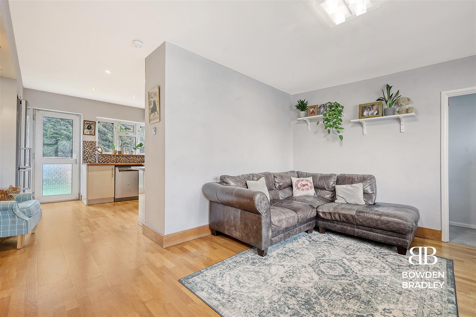 2 bed maisonette for sale in Springfield Gardens, Woodford Green  - Property Image 6