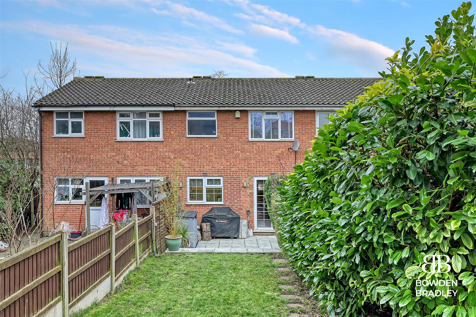 3 bed terraced house for sale in Elmswood, Chigwell  - Property Image 19