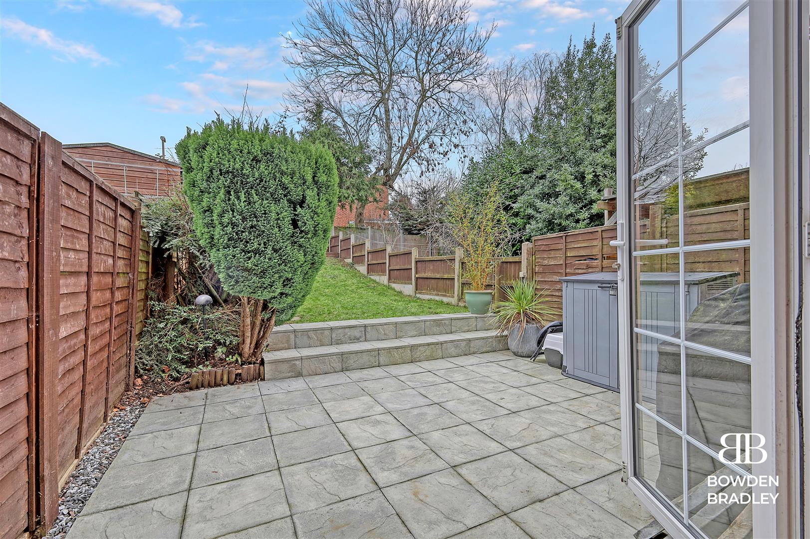 3 bed terraced house for sale in Elmswood, Chigwell  - Property Image 15