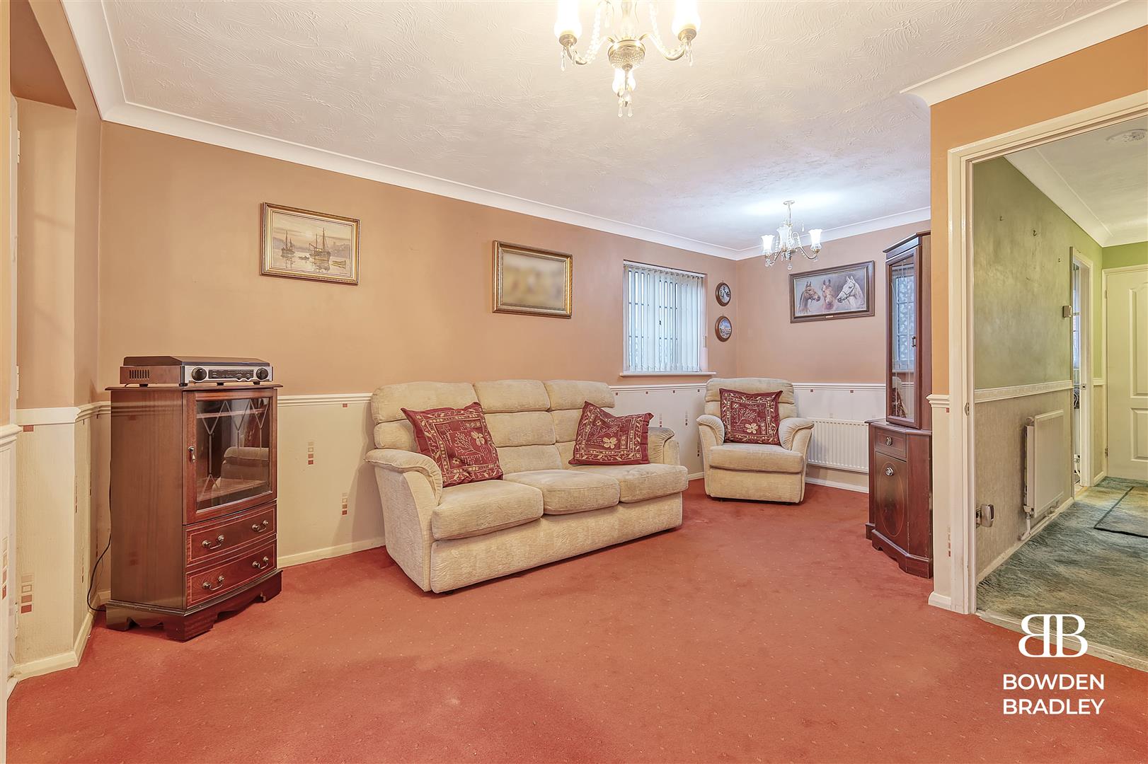 2 bed end of terrace house for sale in Wren Drive, Waltham Abbey  - Property Image 7