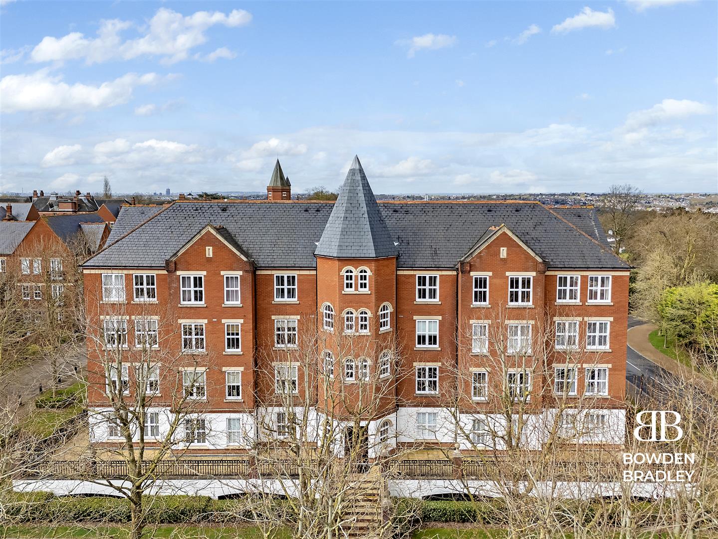 2 bed apartment for sale in The Boulevard, Woodford Green  - Property Image 20