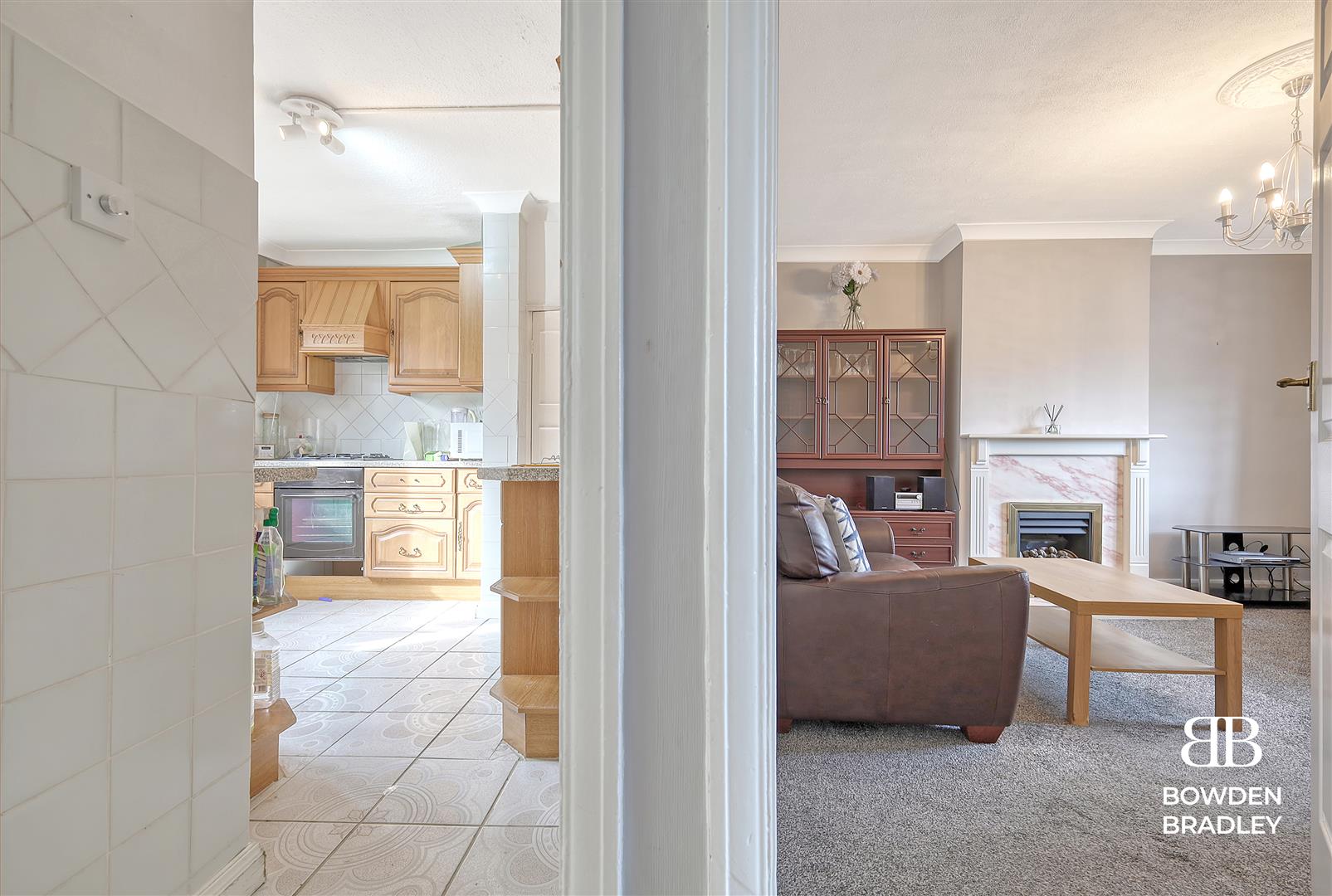 2 bed maisonette for sale in Crown Road, Barkingside  - Property Image 12