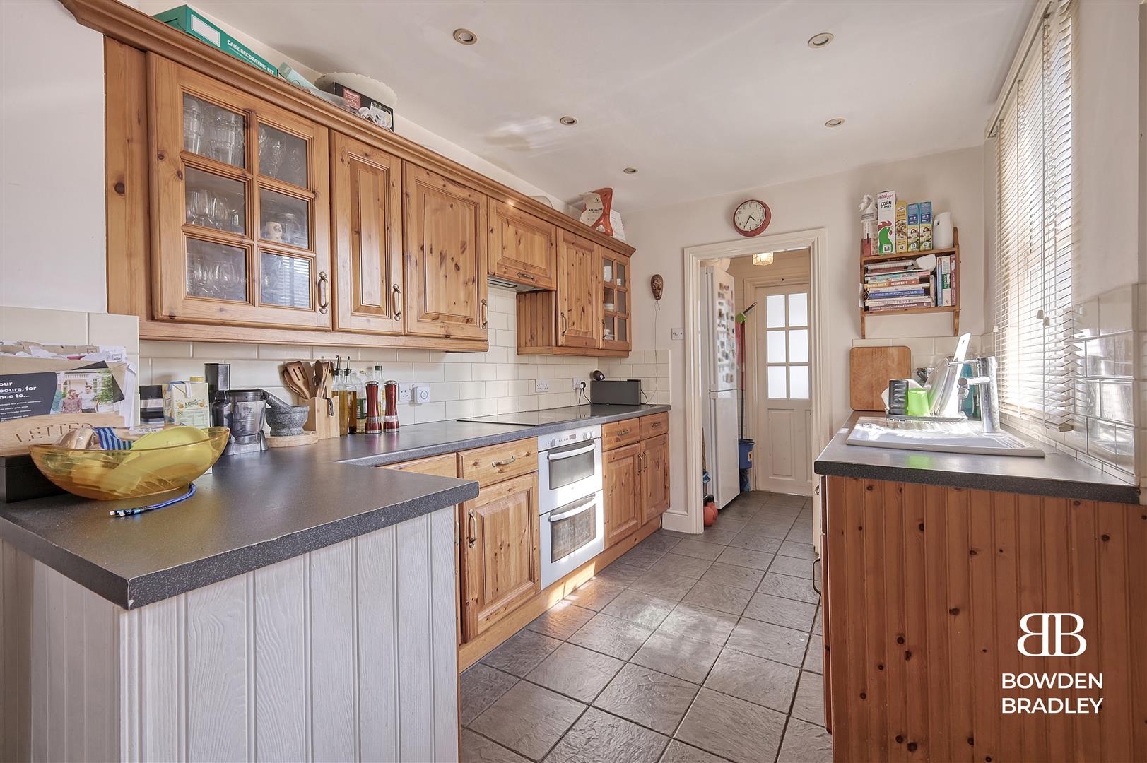 3 bed end of terrace house for sale in Greenfield Street, Waltham Abbey  - Property Image 8