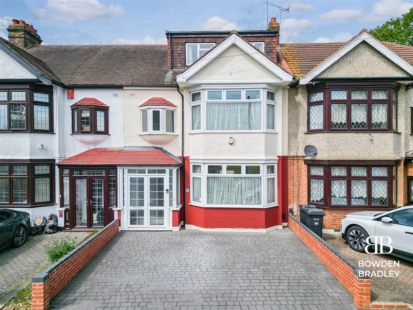 5 bed terraced house for sale in Wanstead Lane, Ilford  - Property Image 1