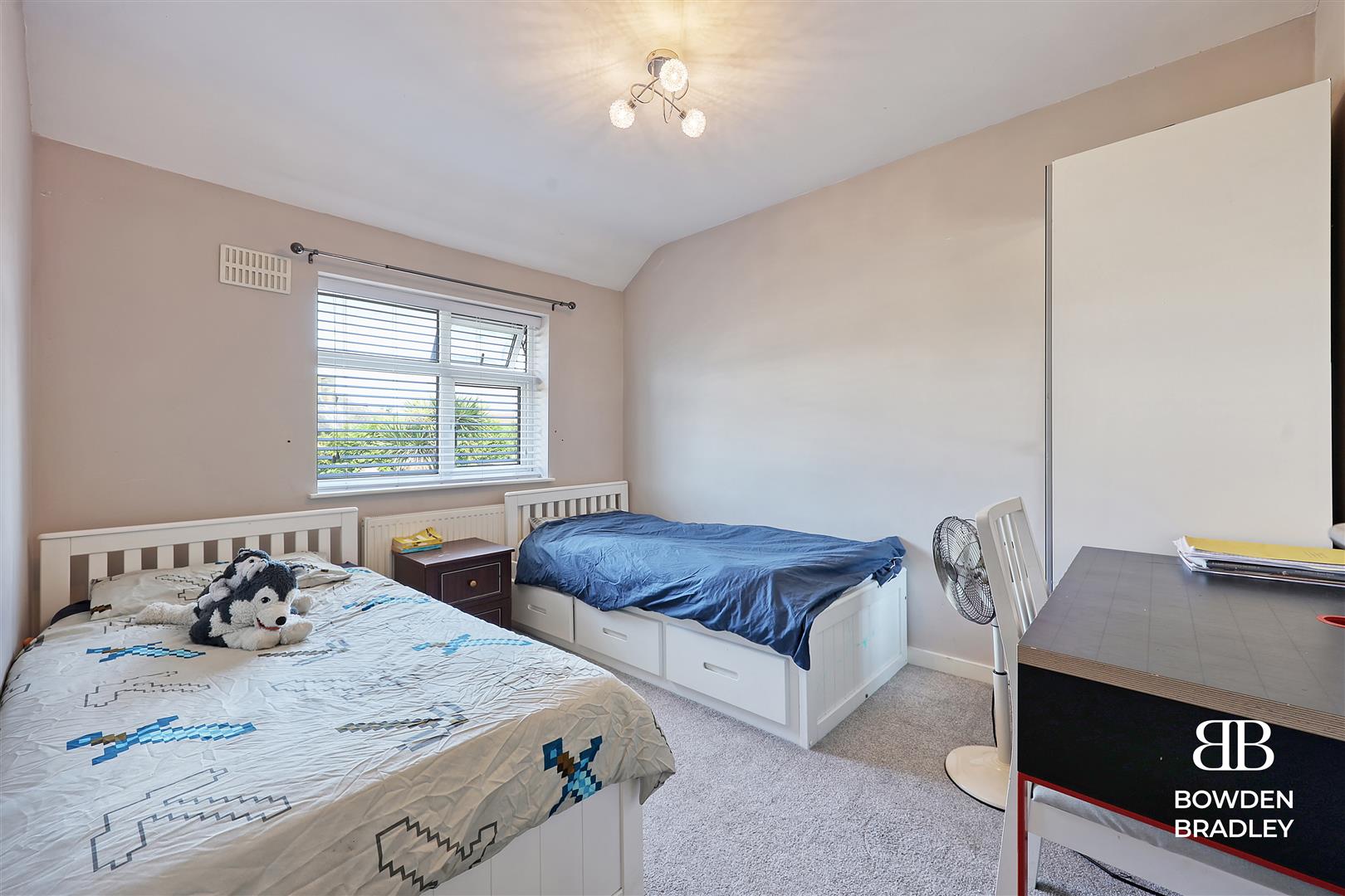 3 bed terraced house for sale in Durell Road, Dagenham  - Property Image 13