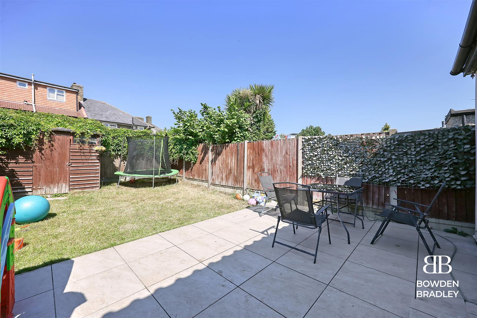 3 bed terraced house for sale in Durell Road, Dagenham  - Property Image 16