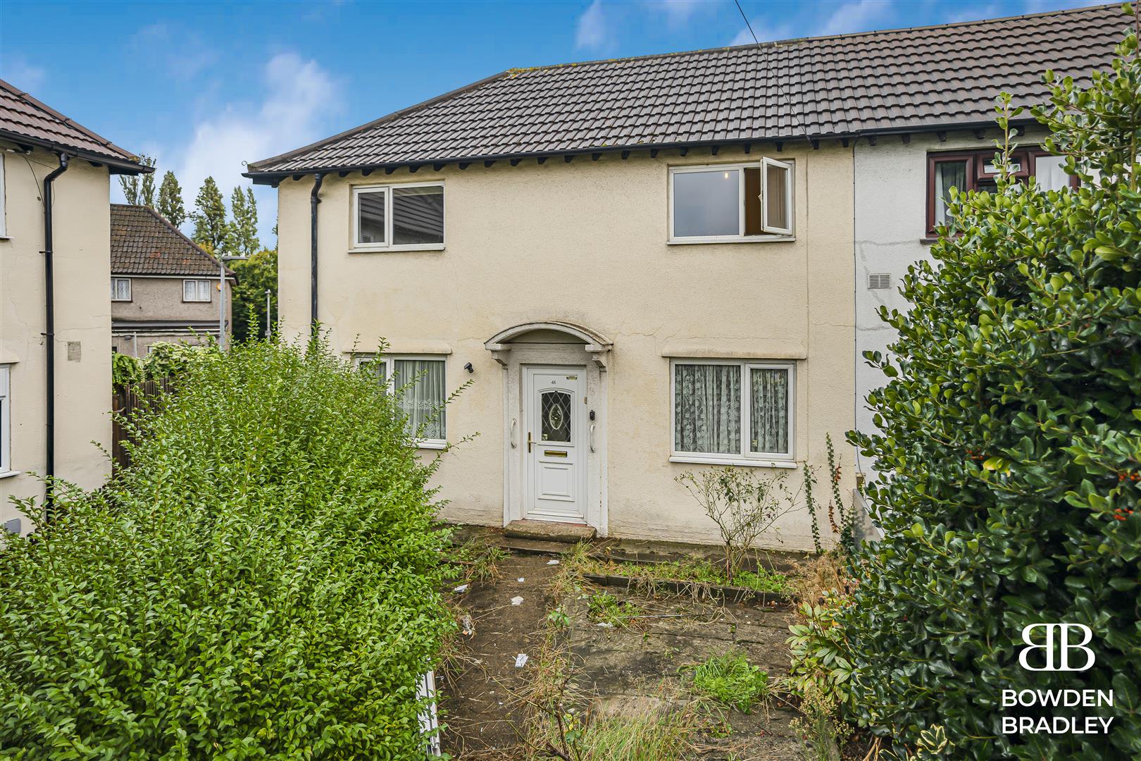 3 bed semi-detached house for sale in Sutton Road, Barking  - Property Image 1