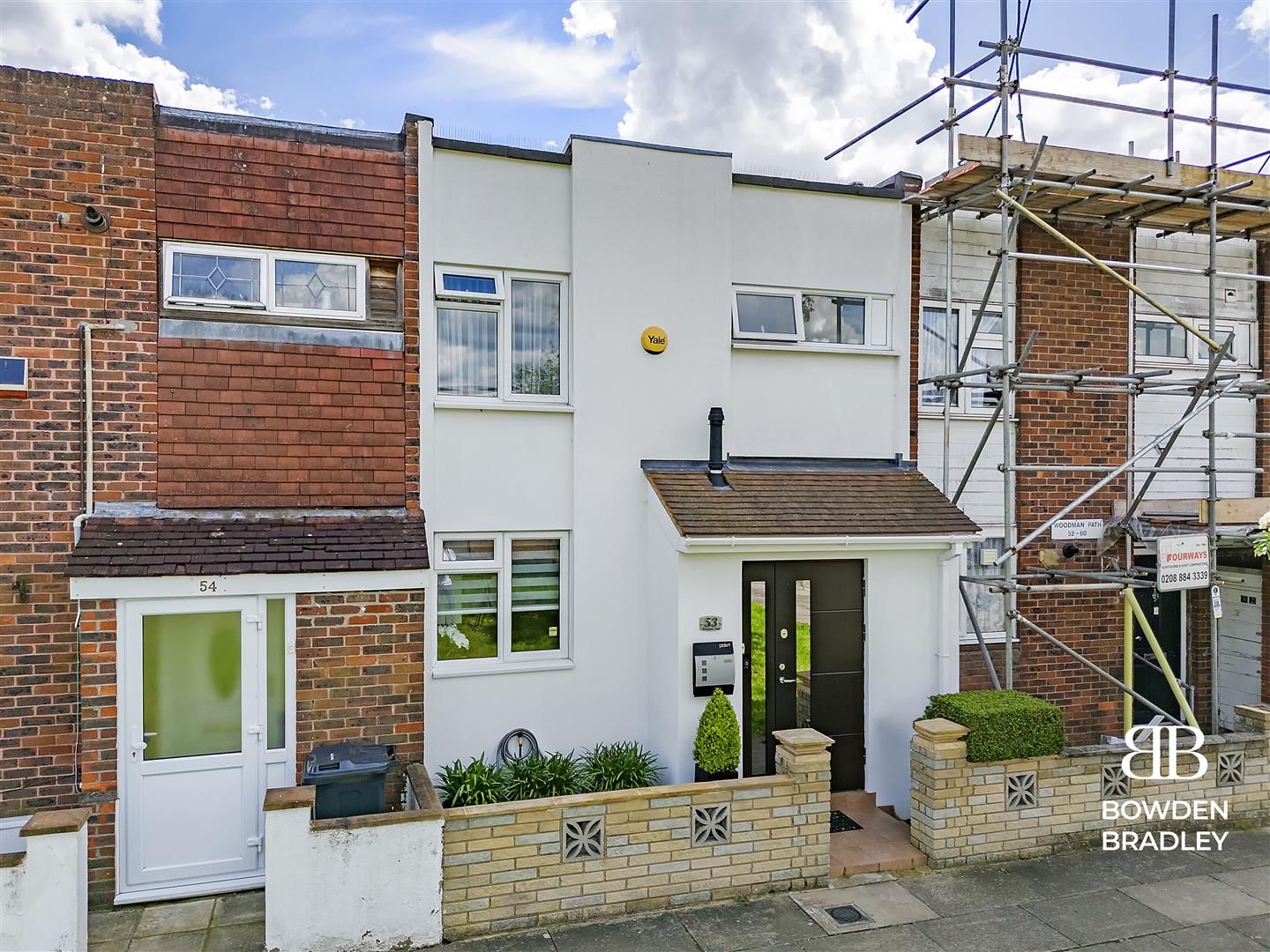 3 bed terraced house for sale in Woodman Path, Hainault  - Property Image 29