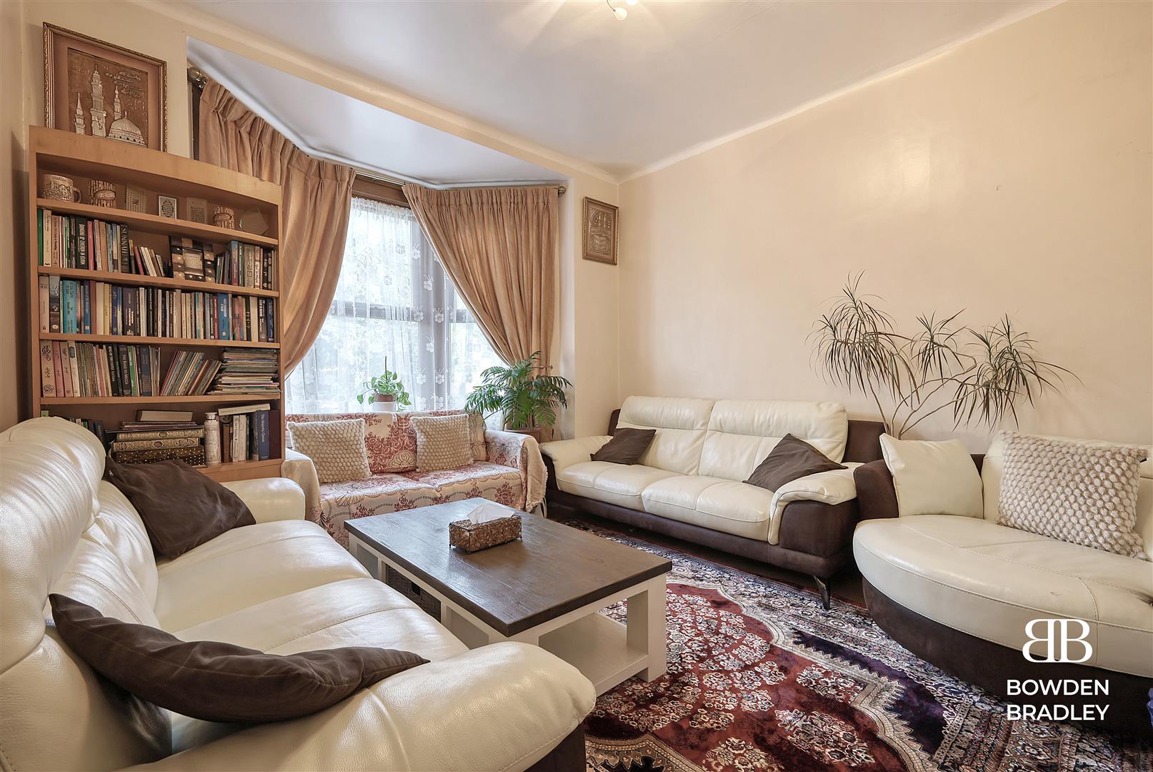 6 bed terraced house for sale in Chingford Road, Walthamstow  - Property Image 2