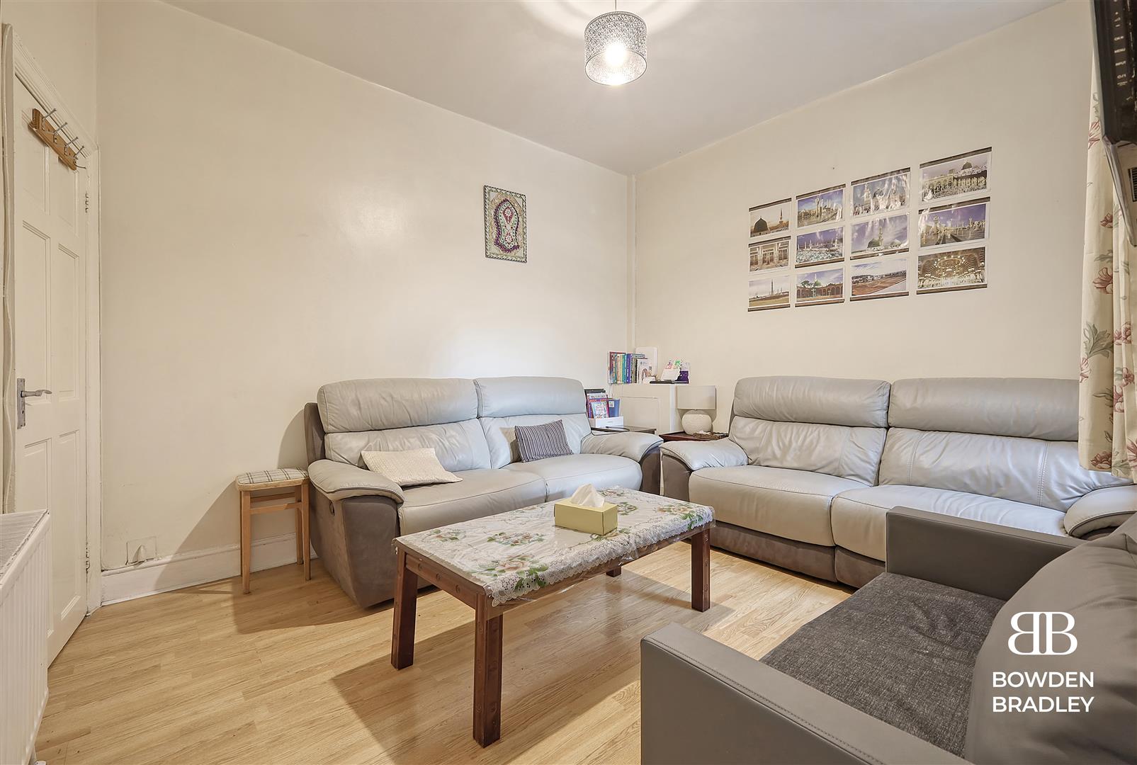 6 bed terraced house for sale in Chingford Road, Walthamstow  - Property Image 4