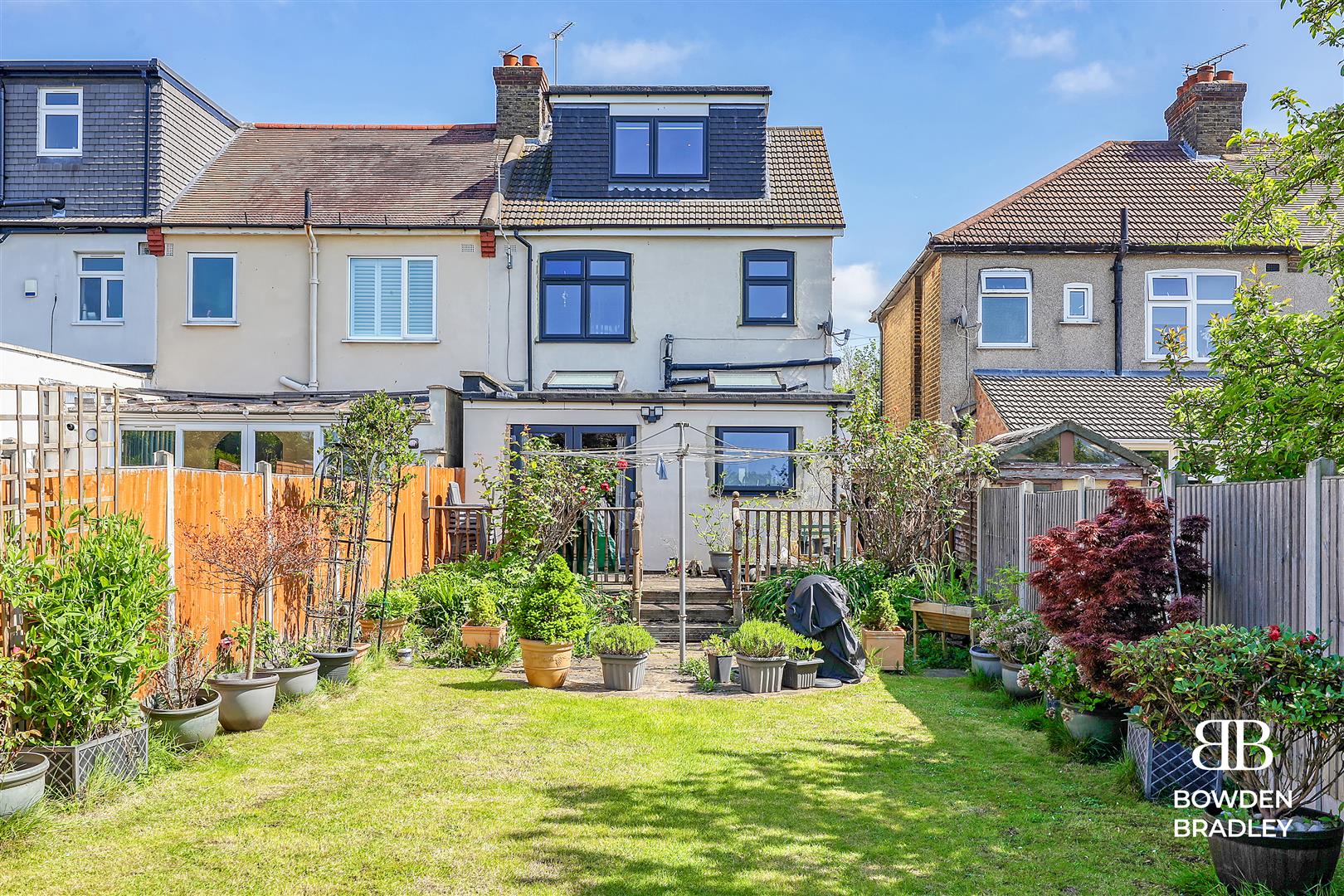 4 bed end of terrace house for sale in Waterloo Road, Barkingside  - Property Image 22