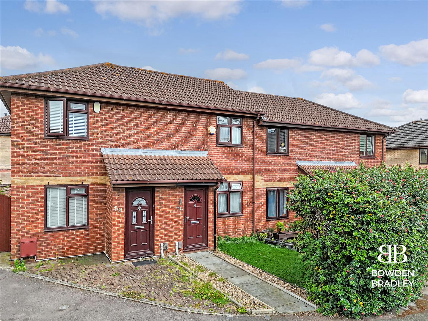 1 bed house to rent in Hazelwood Park Close, Chigwell  - Property Image 1