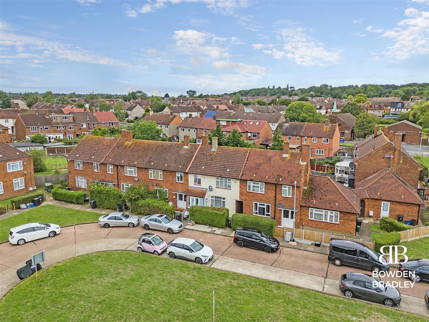 3 bed terraced house for sale in Manford Cross, Chigwell  - Property Image 20