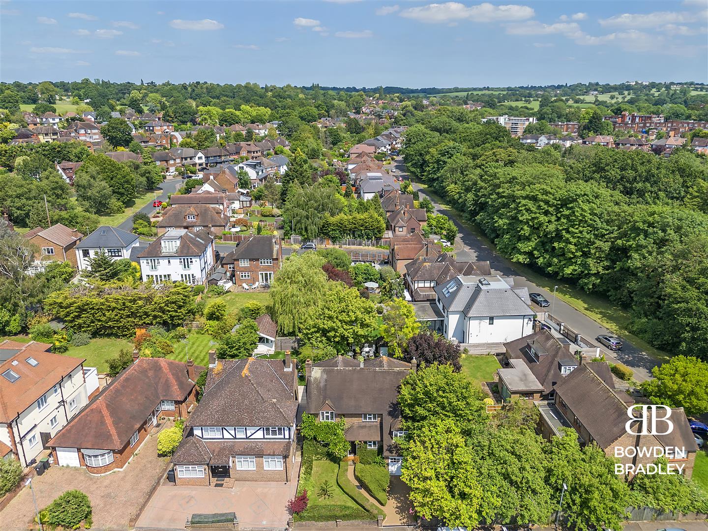 4 bed detached house for sale in Chester Road, Chigwell  - Property Image 34